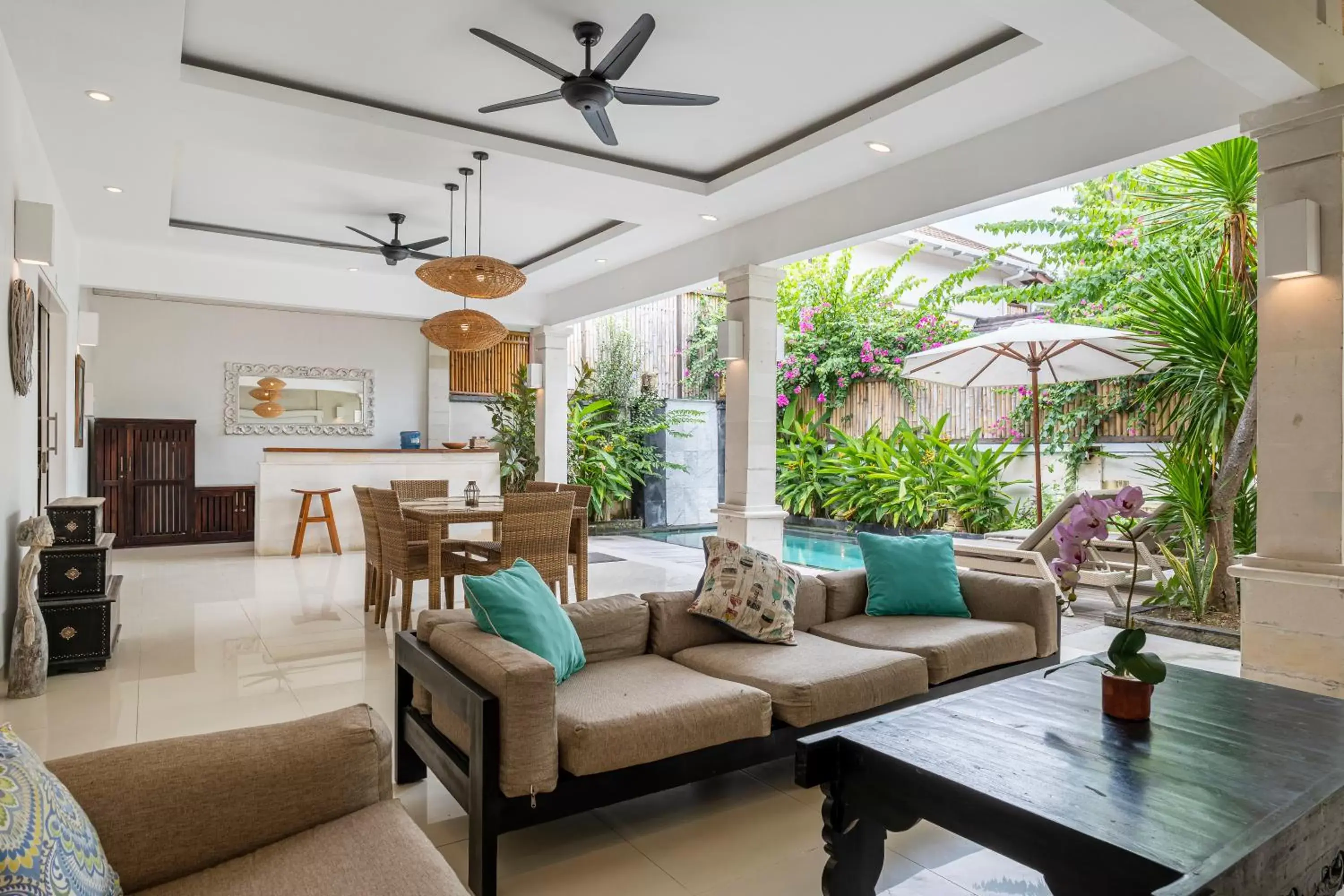 Living room, Seating Area in The Beach House Resort