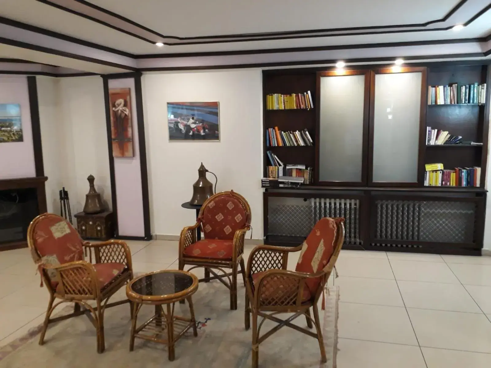Lounge or bar, Lobby/Reception in Hali Hotel