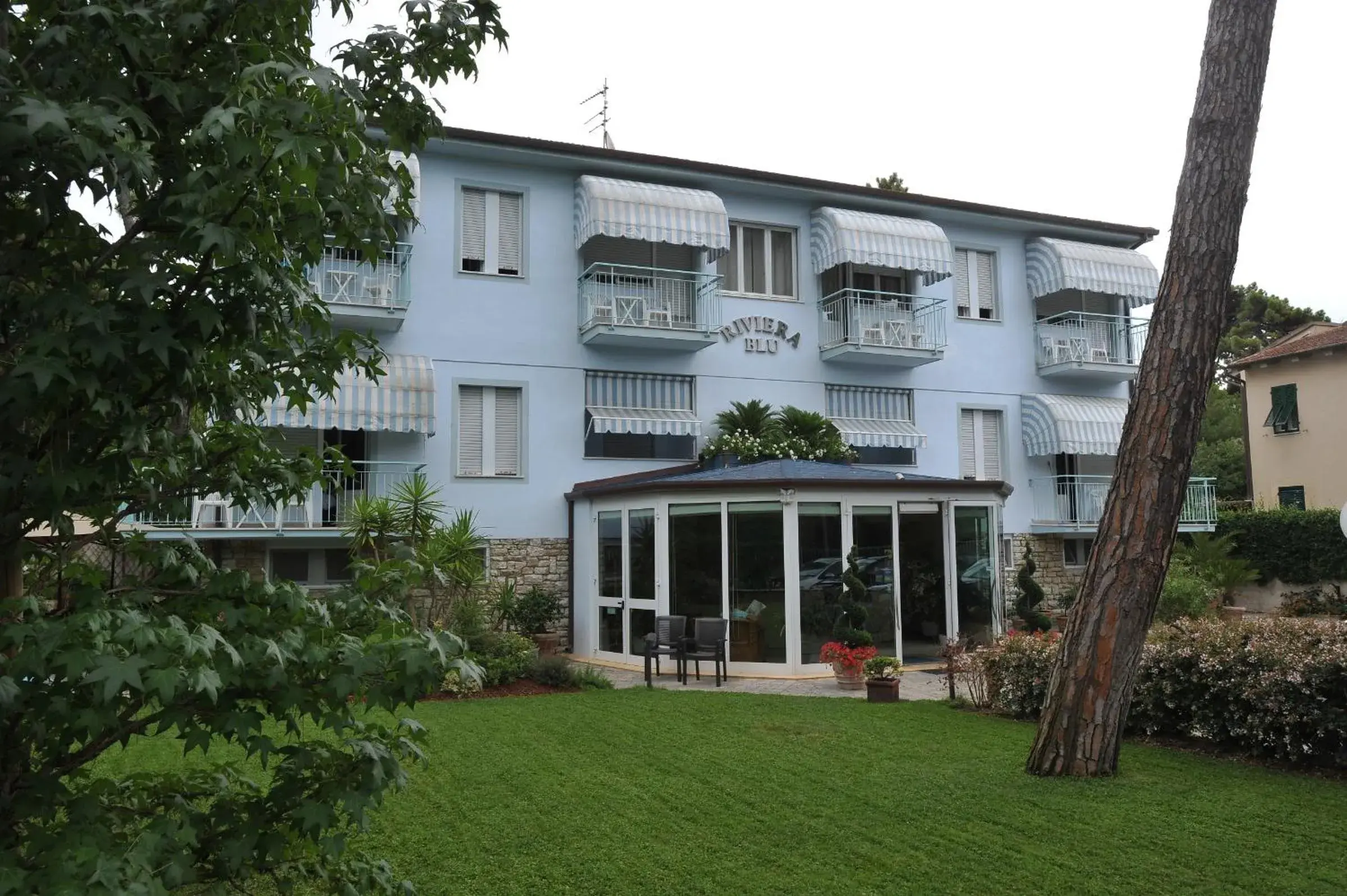 Facade/entrance, Property Building in Hotel Riviera Blu