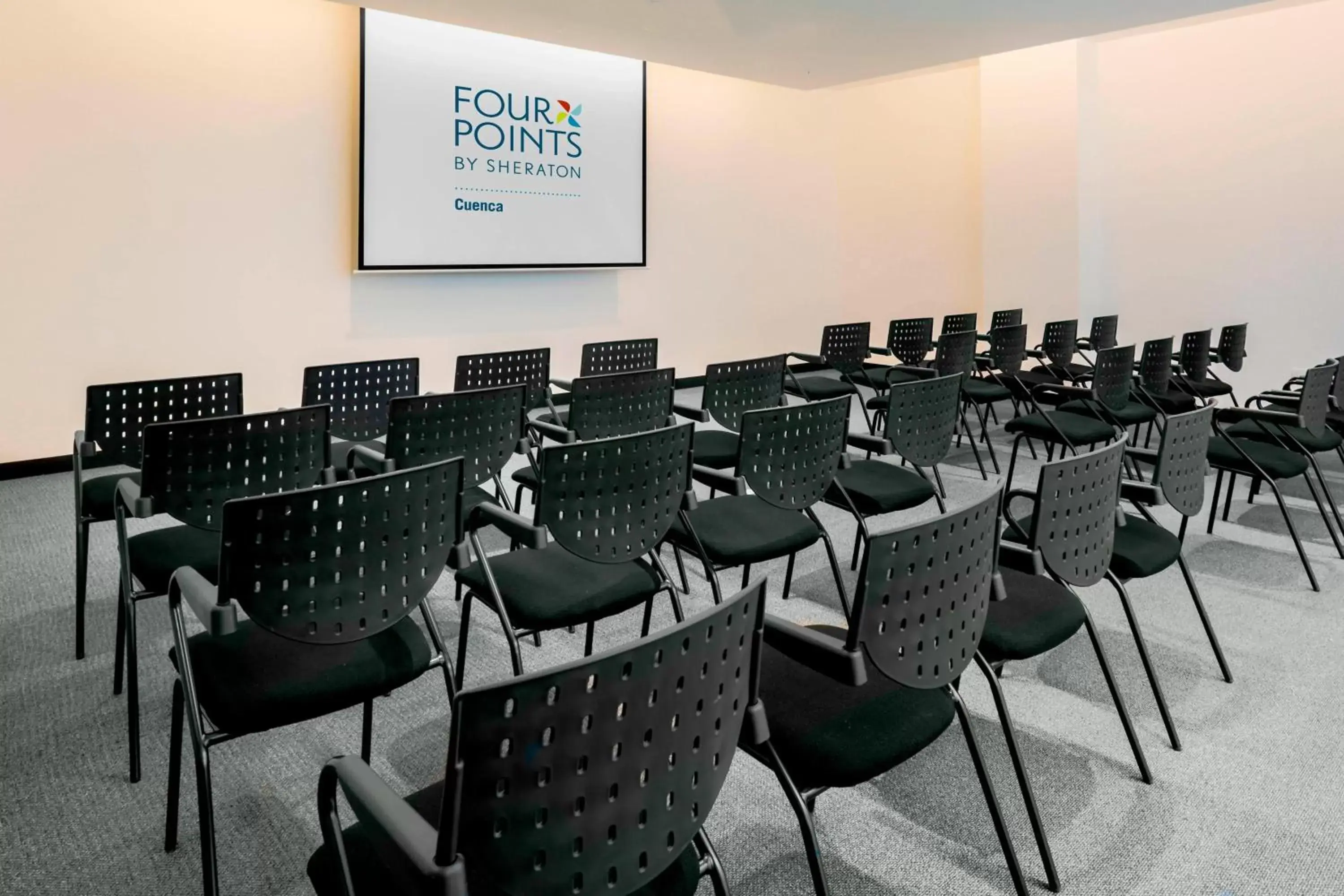 Meeting/conference room in Four Points by Sheraton Cuenca