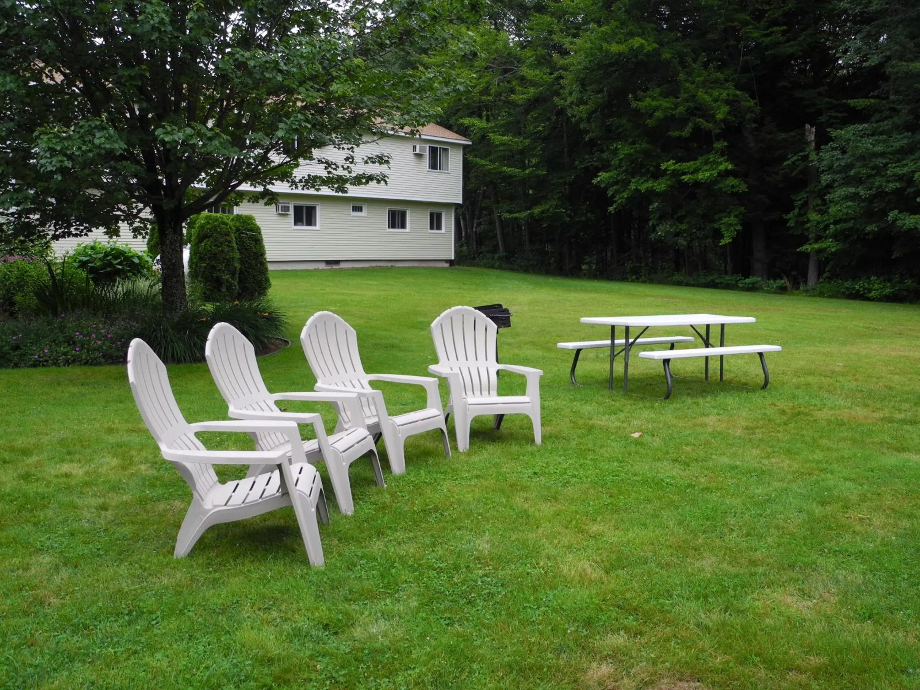 Patio in Wilson Lake Inn