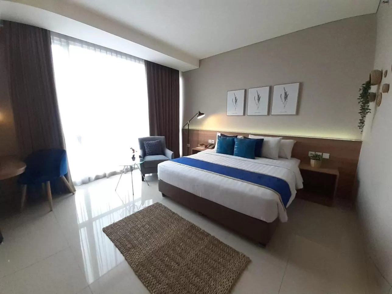 Bedroom, Bed in Antero Hotel Jababeka Cikarang