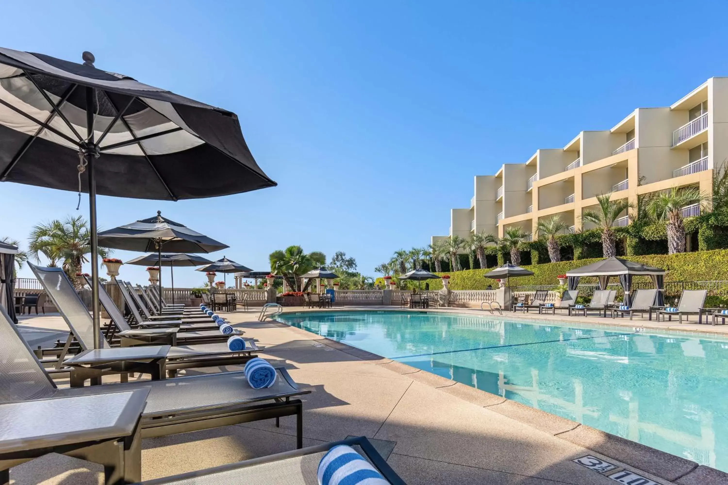 Pool view, Swimming Pool in Hilton La Jolla Torrey Pines