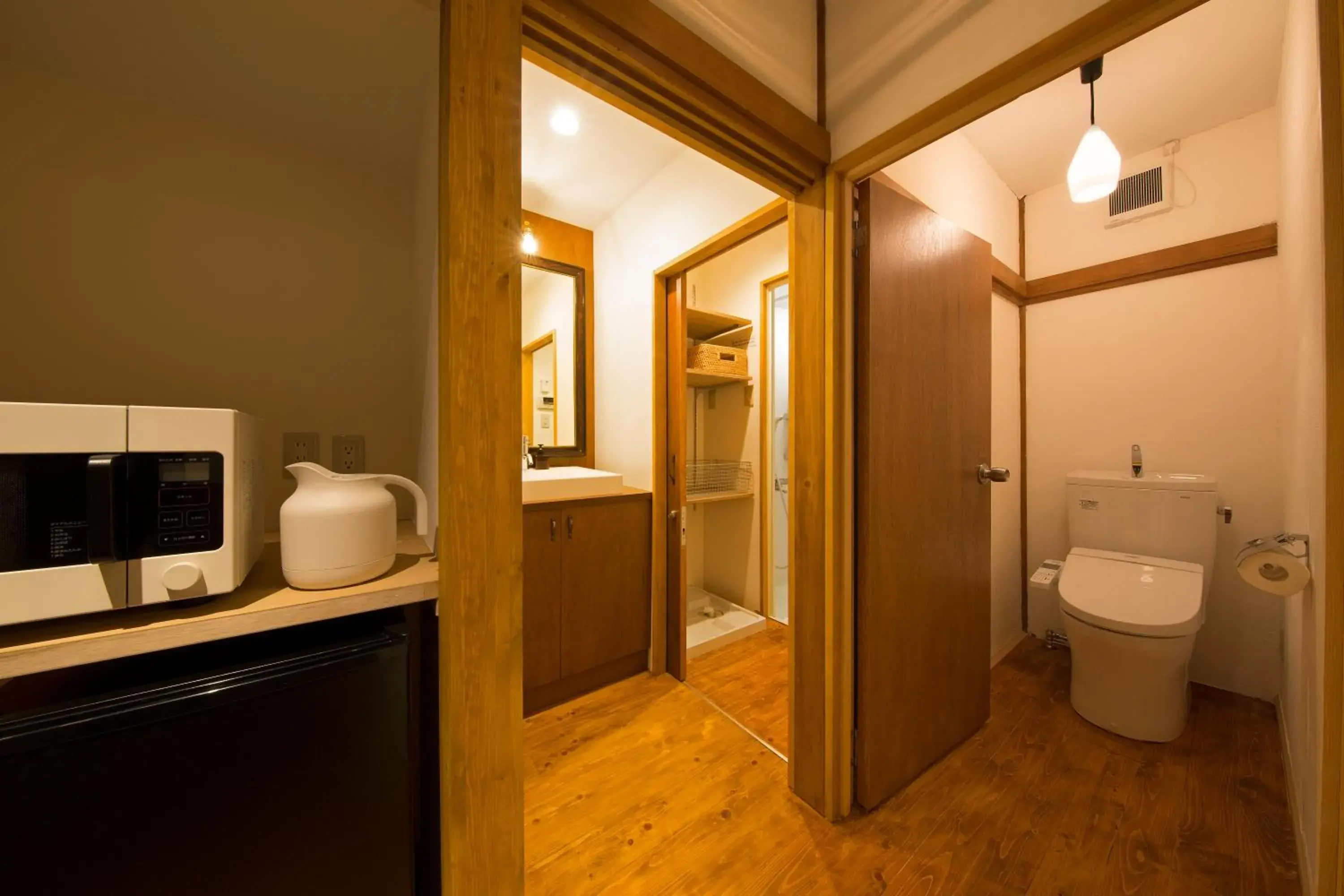 Toilet, Coffee/Tea Facilities in Sheena and Ippei Guesthouse