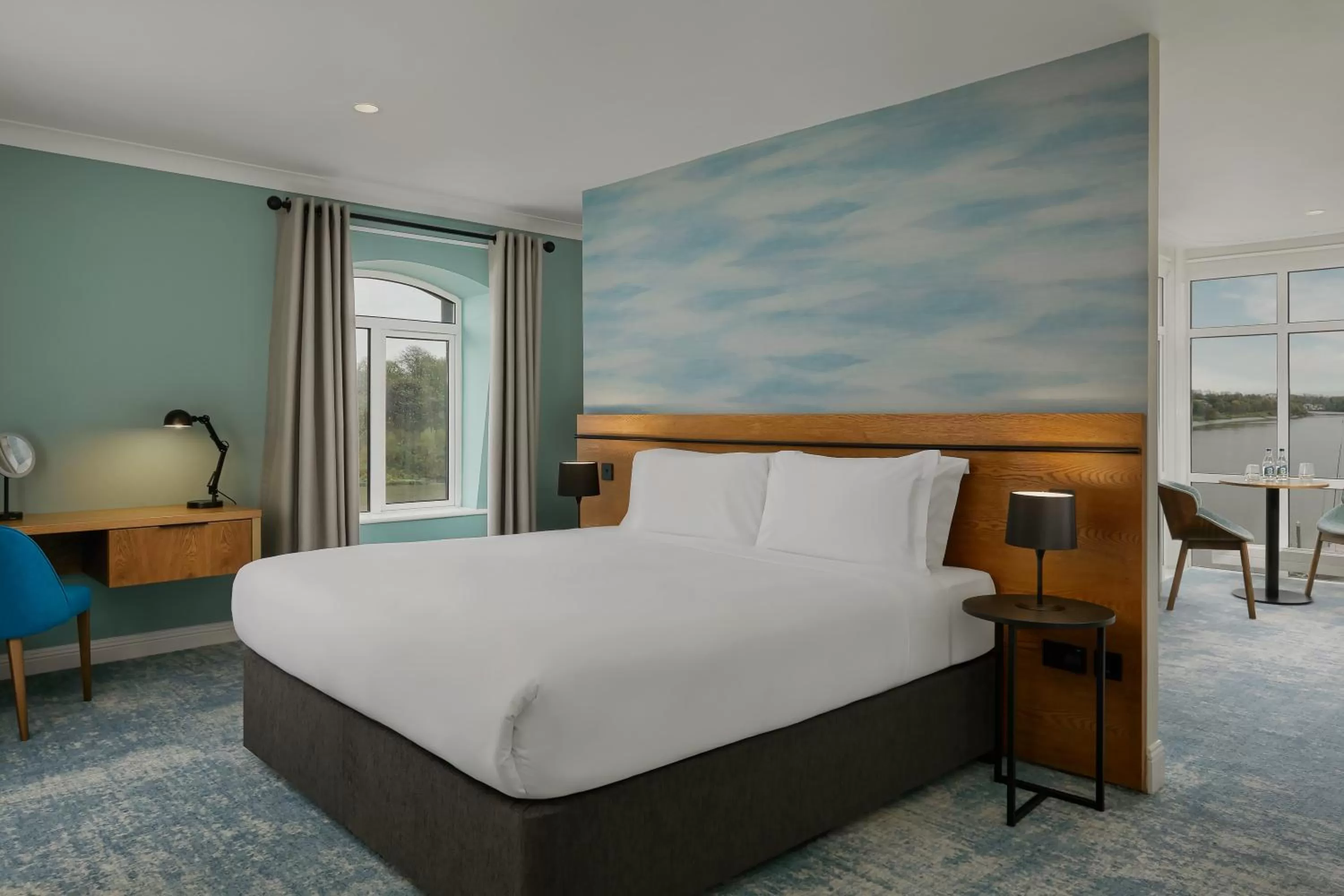 Bedroom, Bed in Waterford Marina Hotel