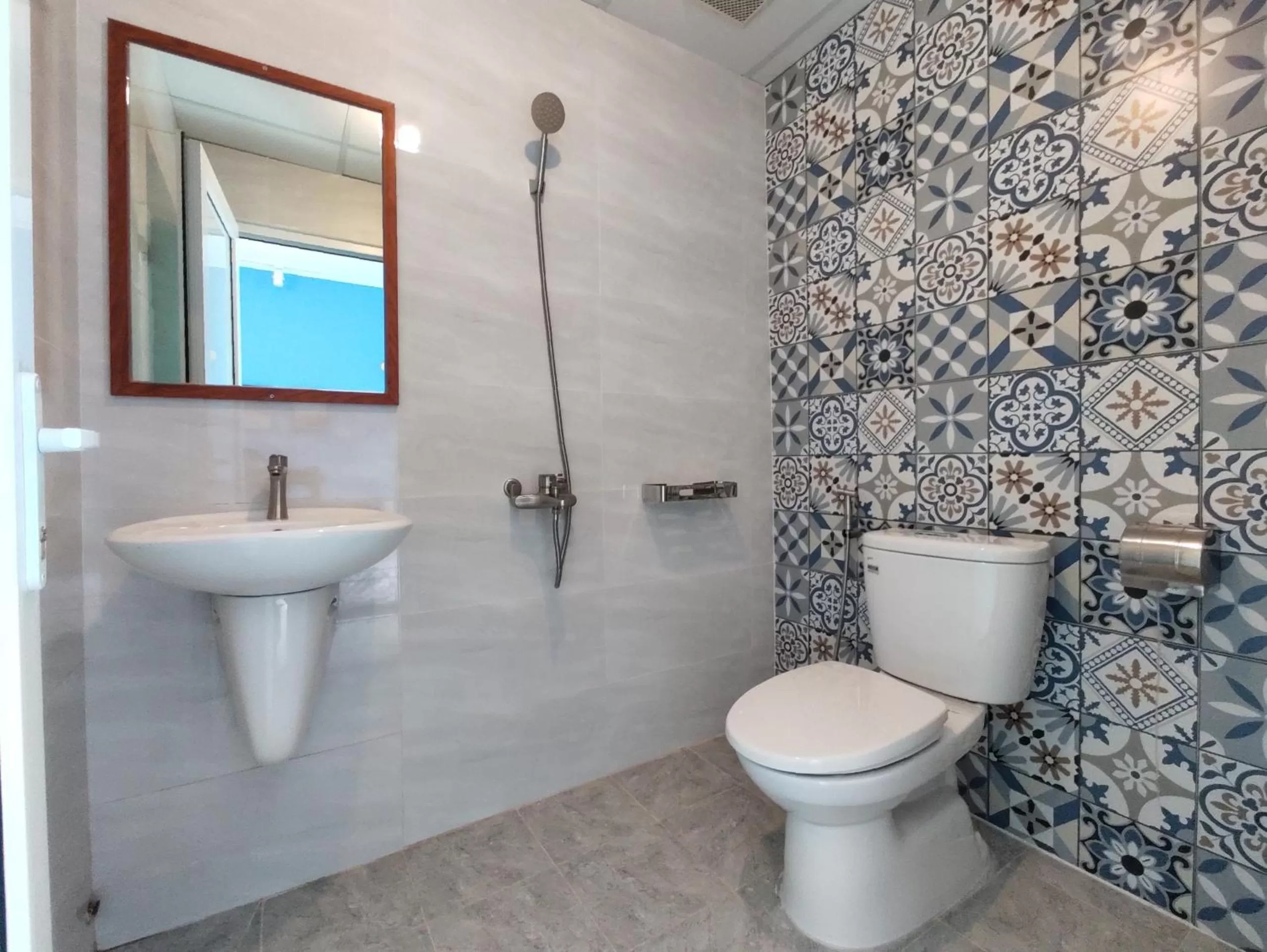 Bathroom in STAY hostel 2 - 350m from the ferry