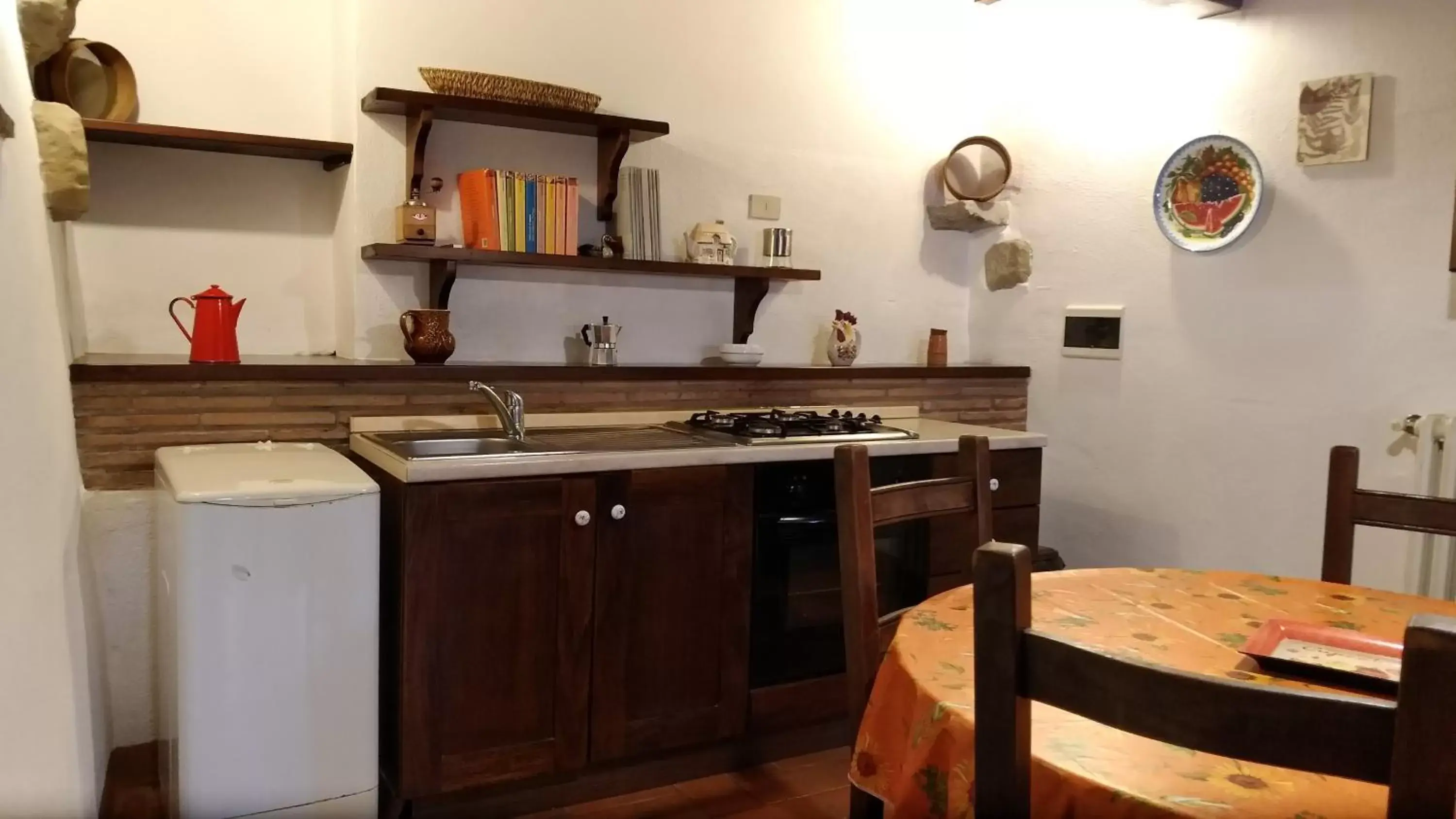 Kitchen or kitchenette, Kitchen/Kitchenette in Villa La Nussa