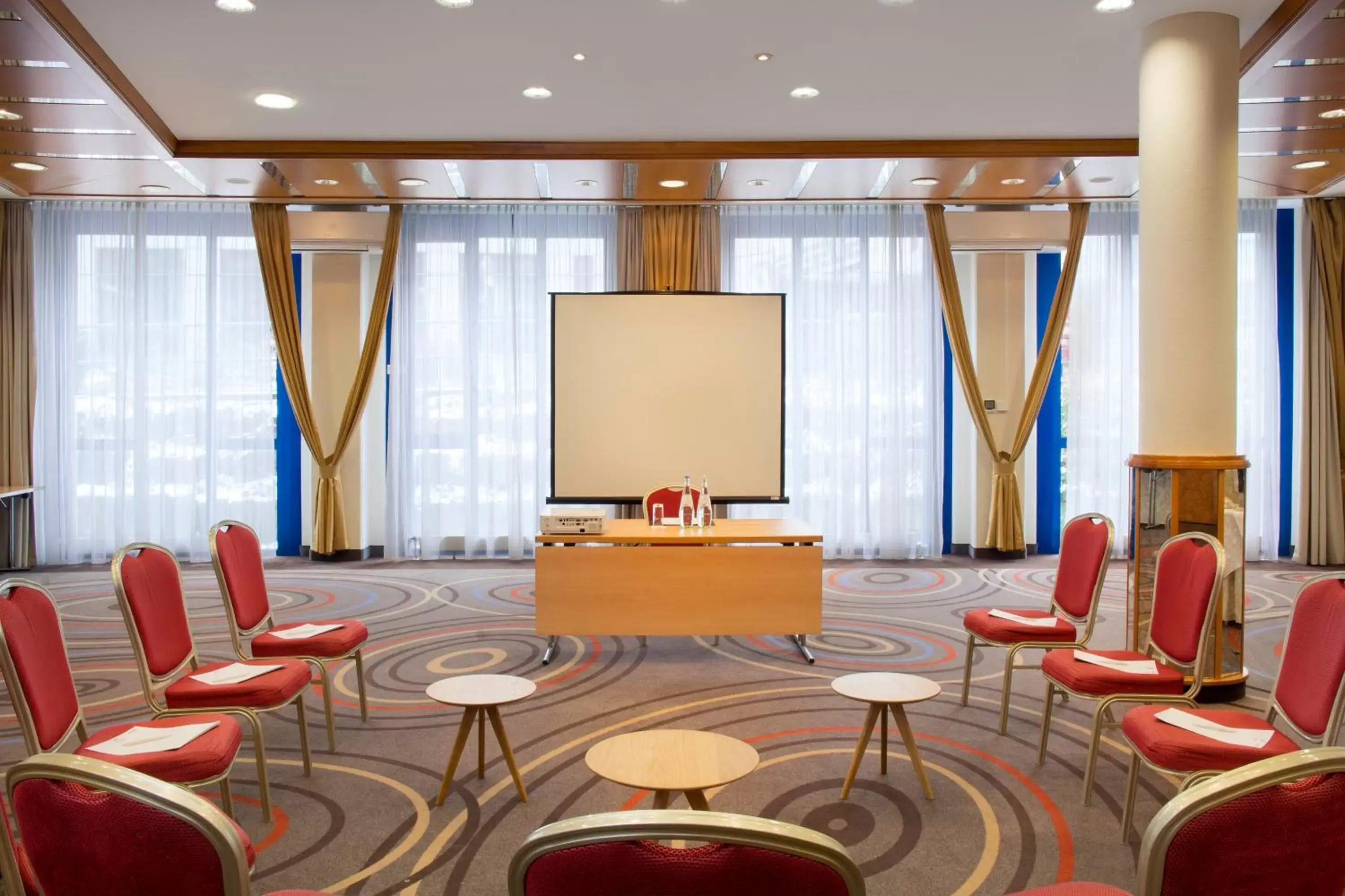 Meeting/conference room in Holiday Inn Stuttgart, an IHG Hotel