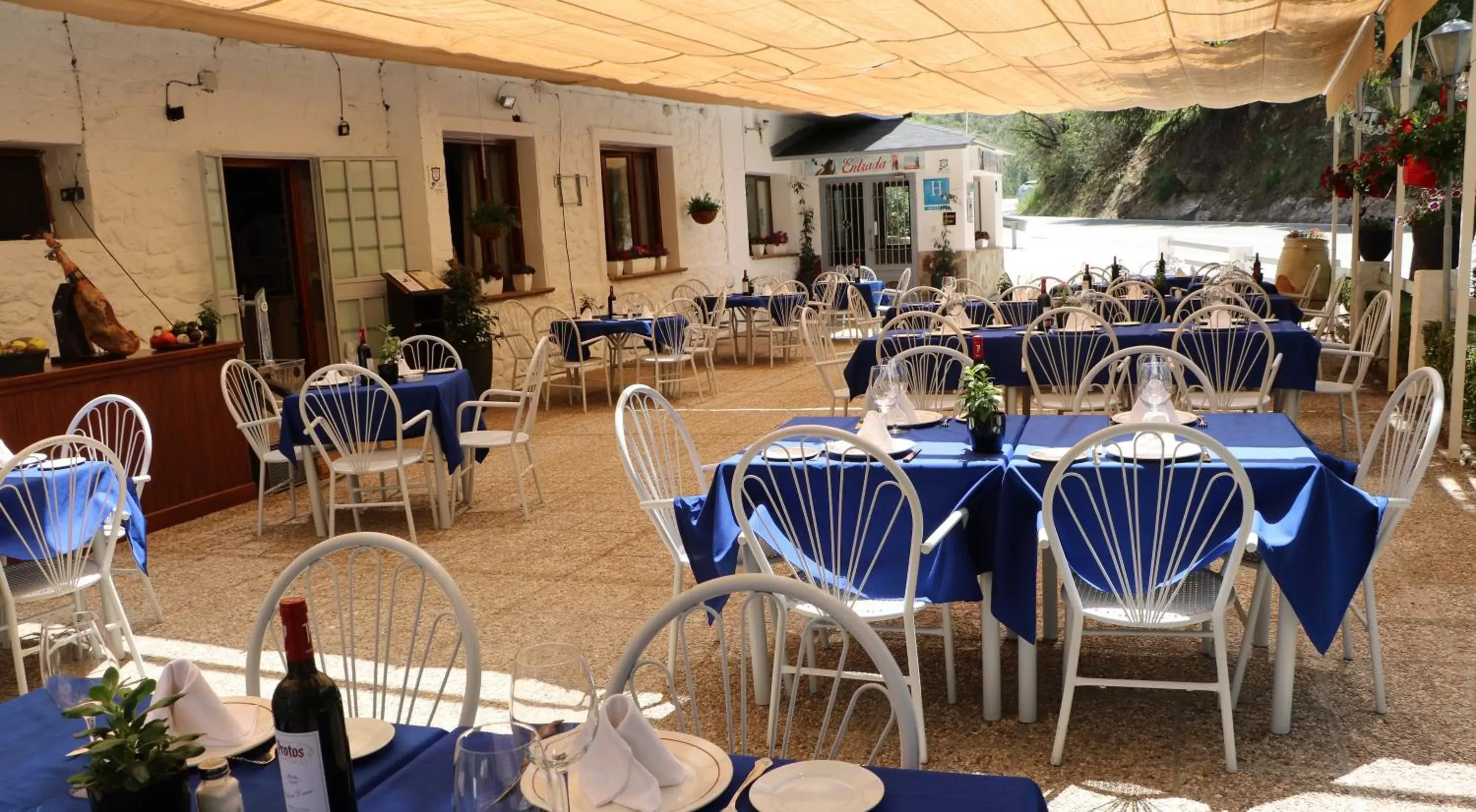 Restaurant/Places to Eat in Hotel El Guerra