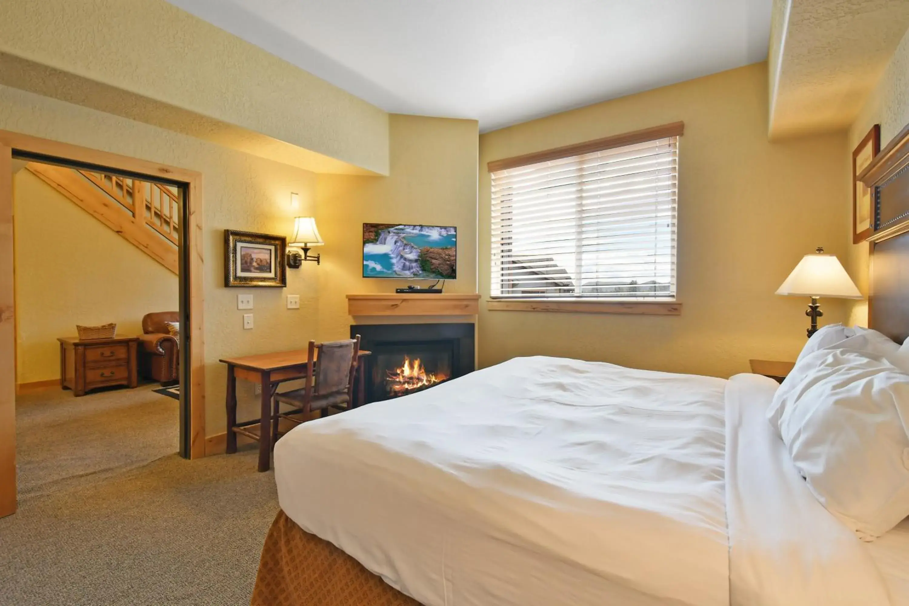 Bed in Silverado Lodge Park City - Canyons Village