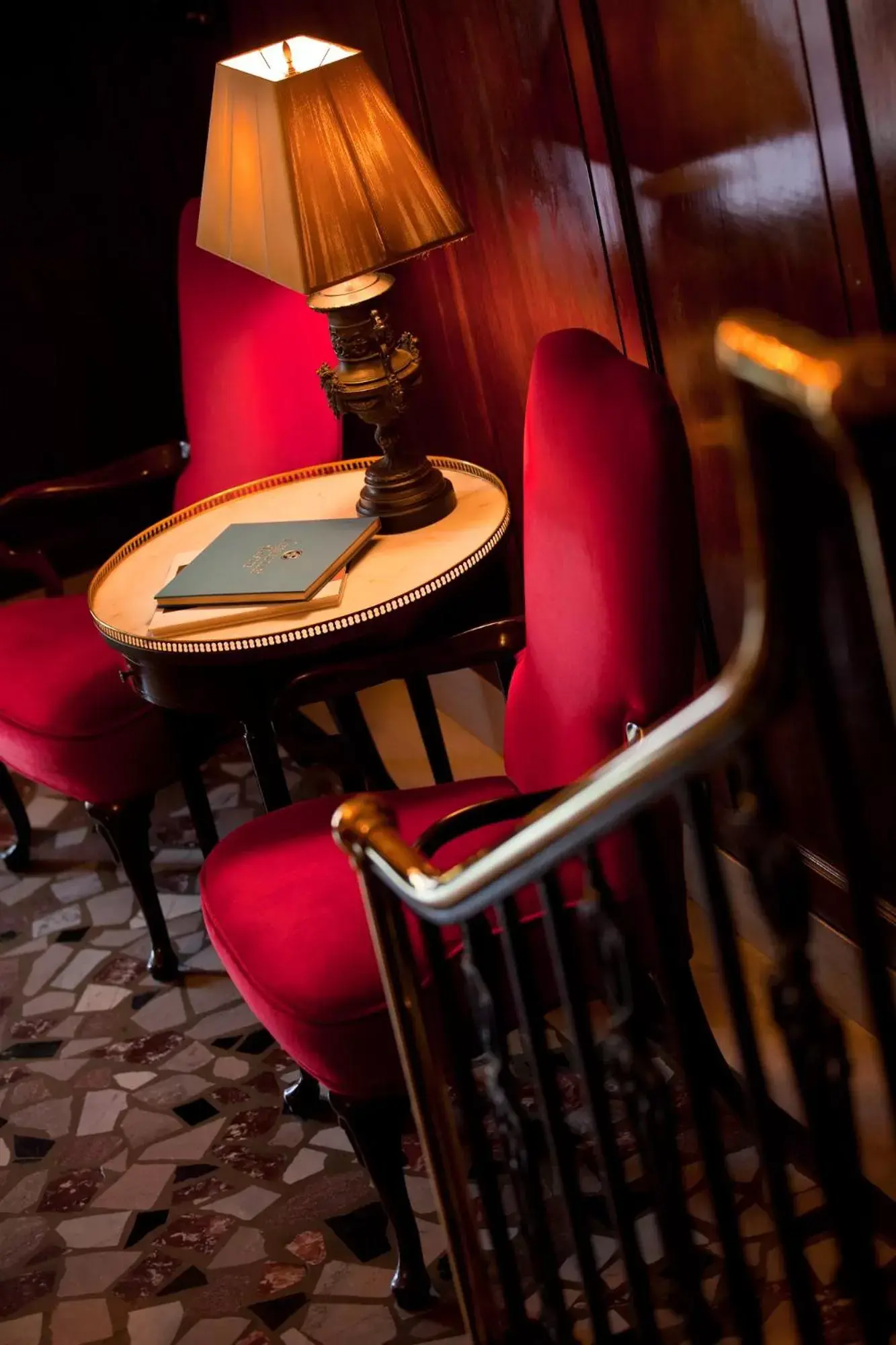 Seating Area in Hotel Lombardy