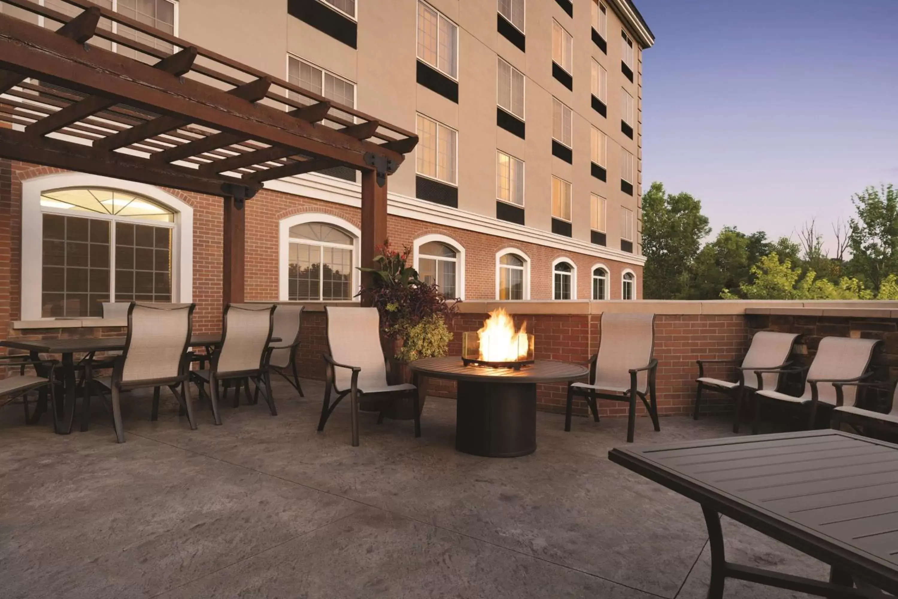 Patio in Country Inn & Suites by Radisson, Grand Rapids East, MI