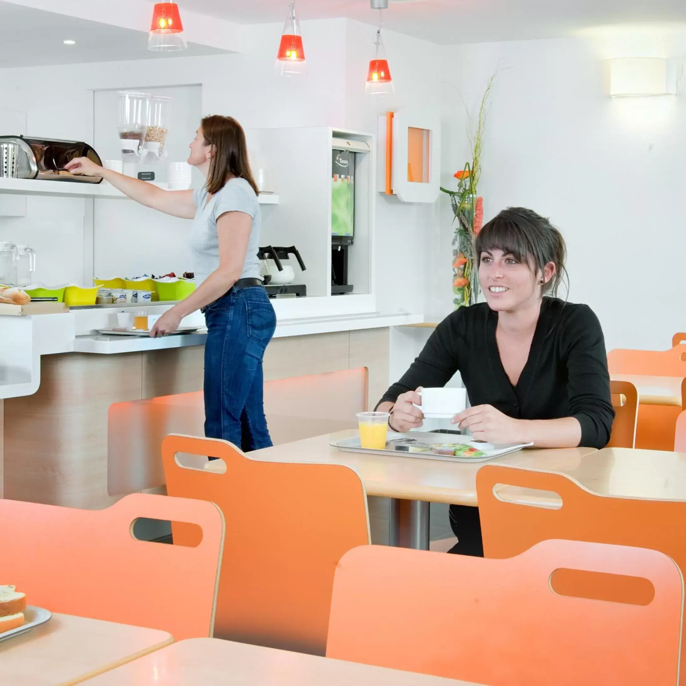 Restaurant/places to eat in ibis budget Castelnaudary - A61