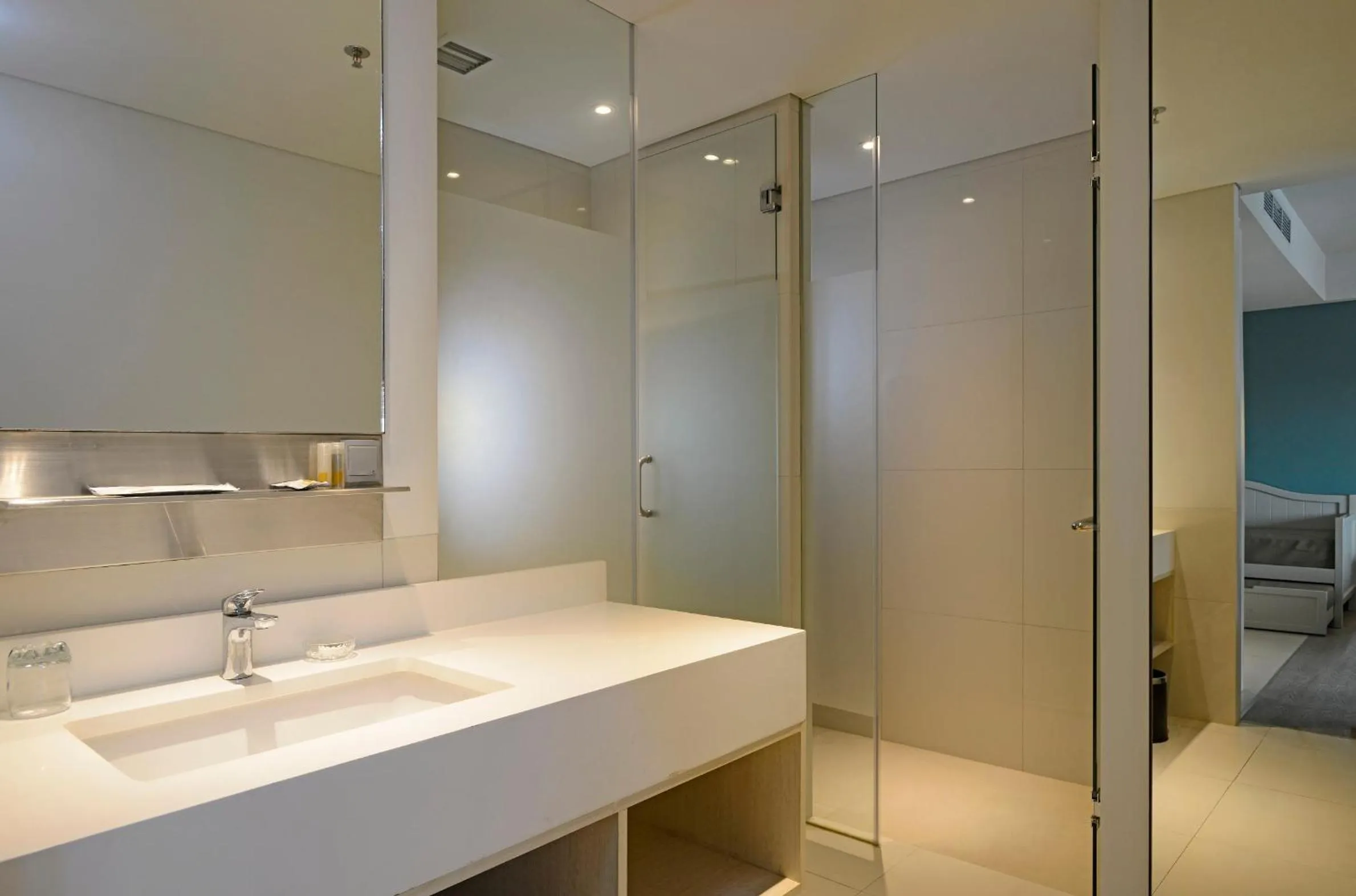 Bathroom in La Lisa Hotel Surabaya