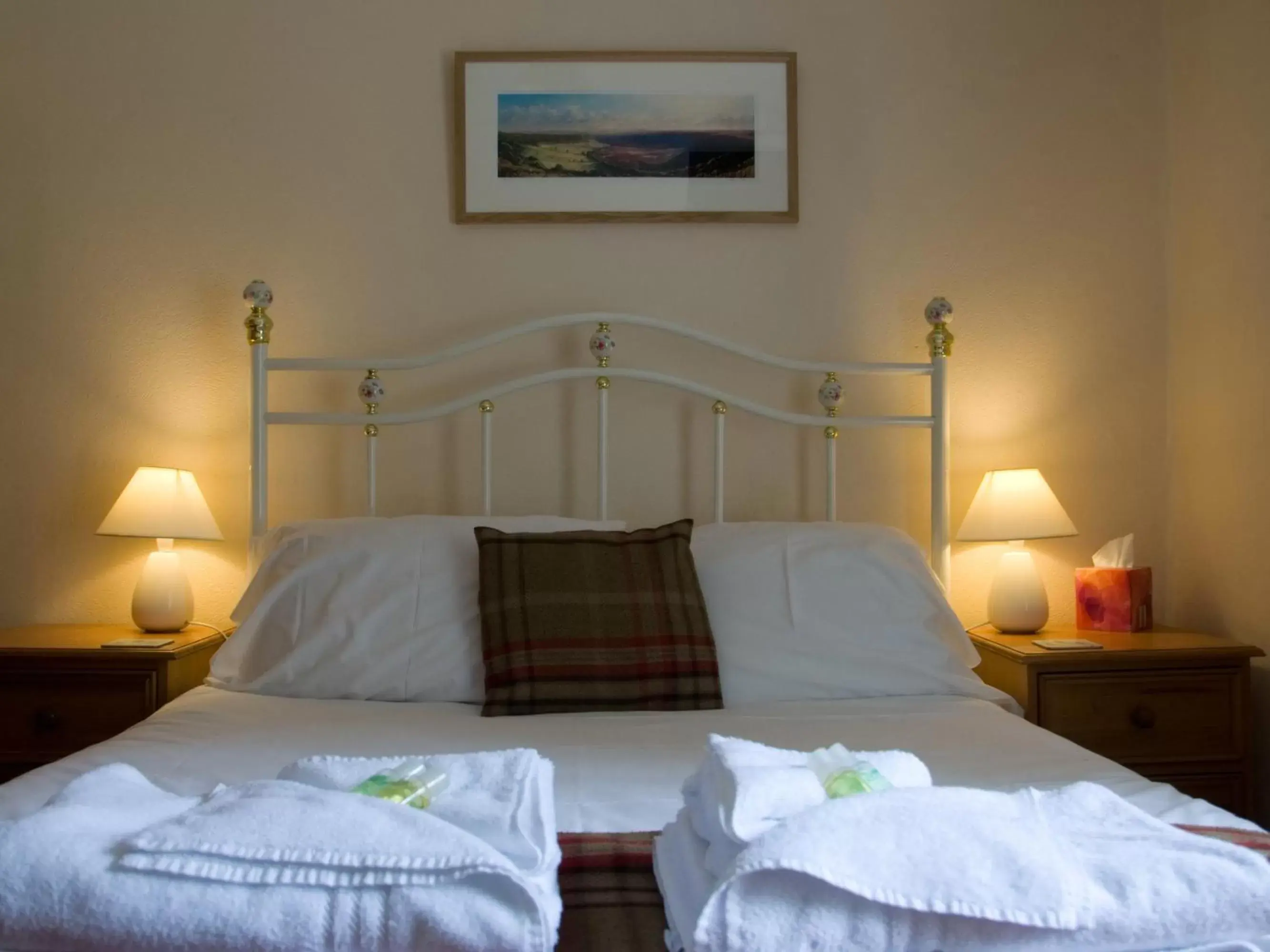 Bedroom, Bed in Horseshoe Hotel Bedroom, Bed in Horseshoe Hotel