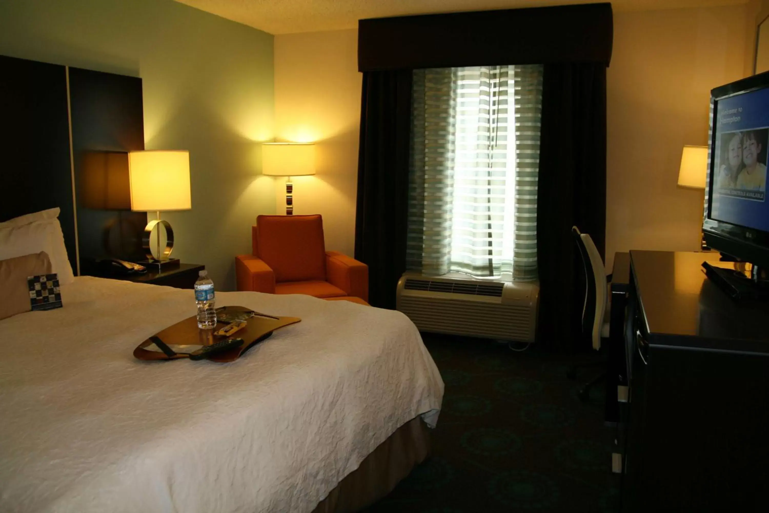Bedroom, Bed in Hampton Inn By Hilton Shreveport Airport, La