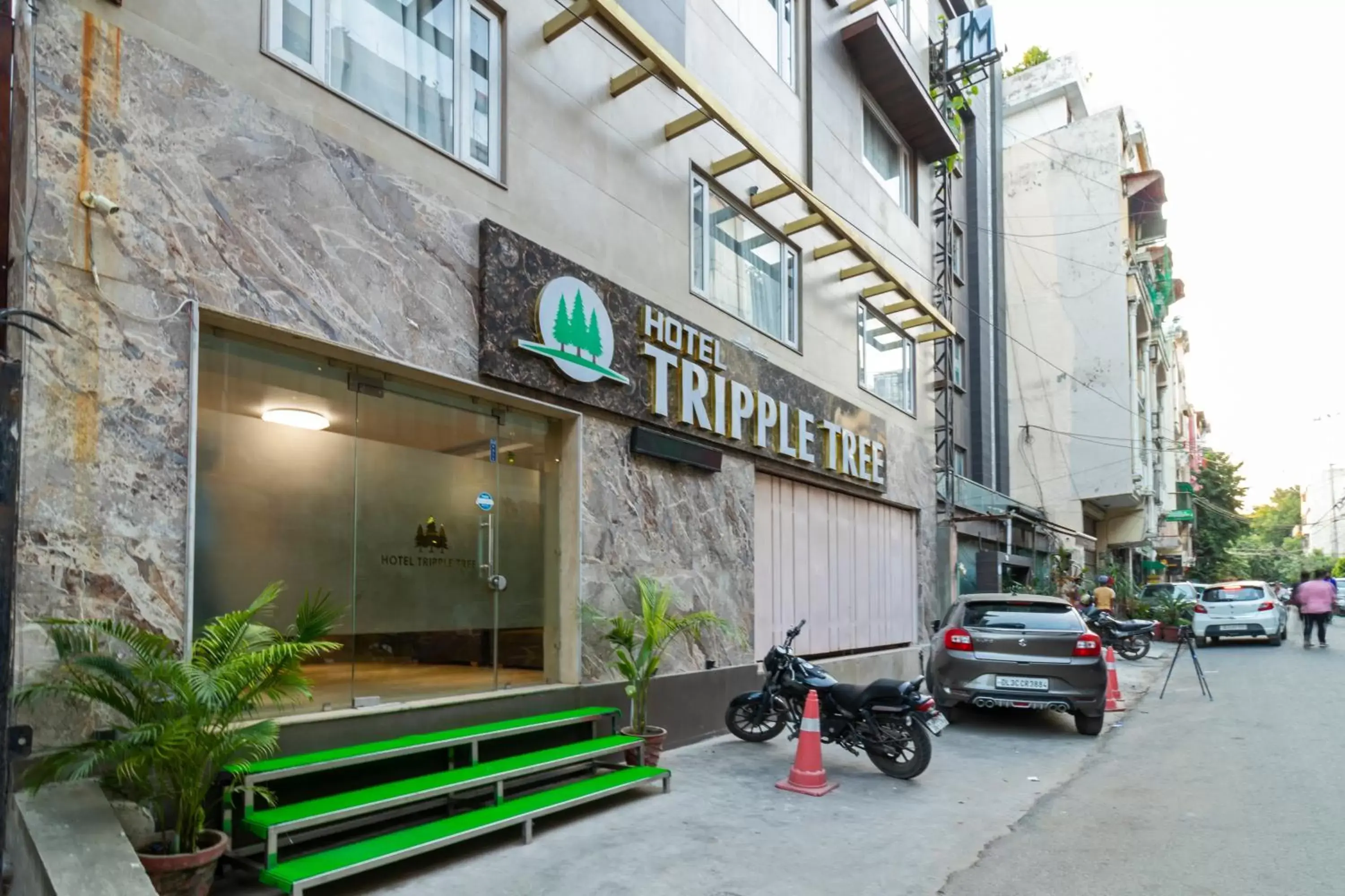Facade/entrance in Hotel Tripple Tree - Karol Bagh Facade/entrance in Hotel Tripple Tree - Karol Bagh