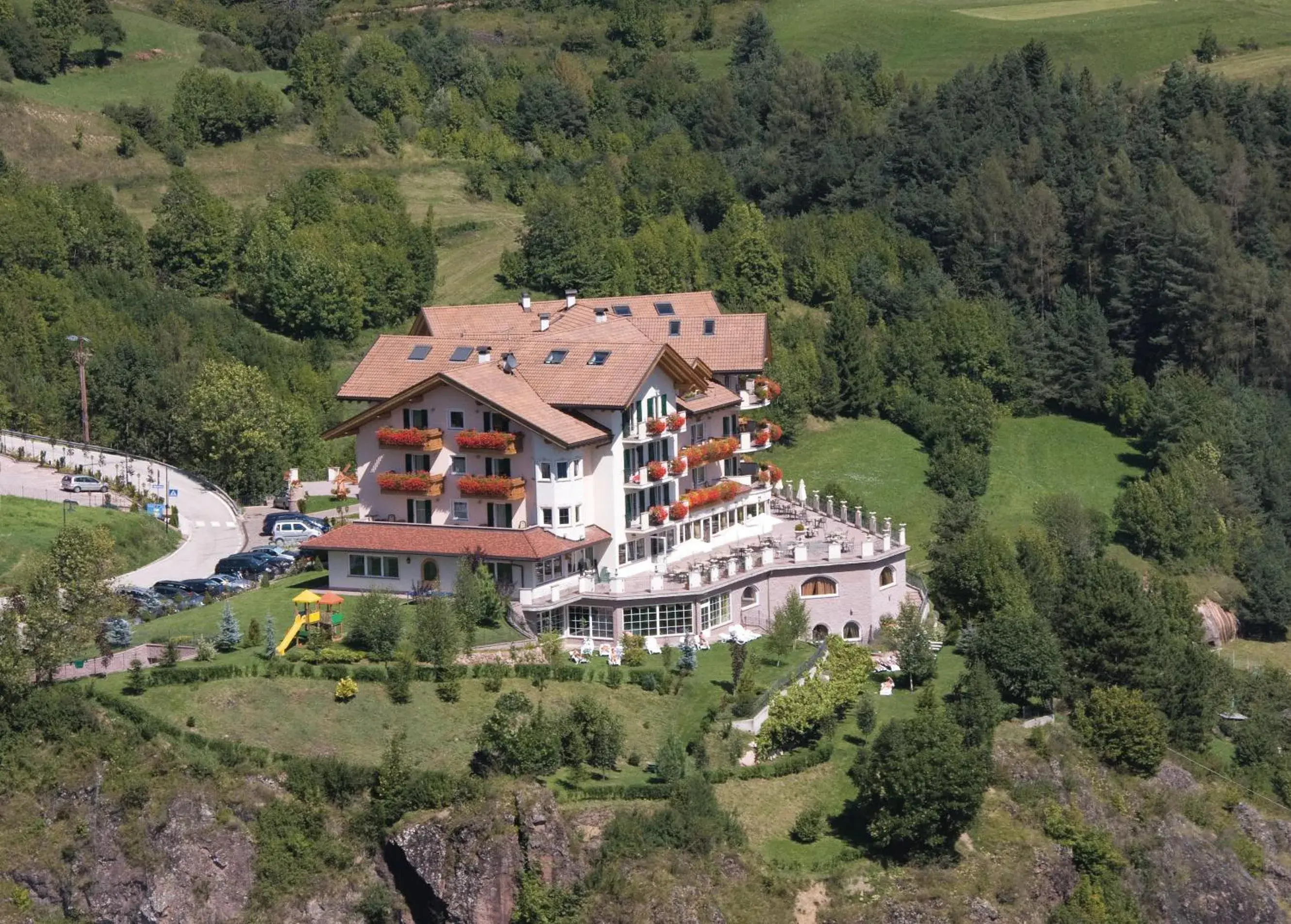 Property building, Bird's-eye View in Hotel Lagorai Resort & Spa