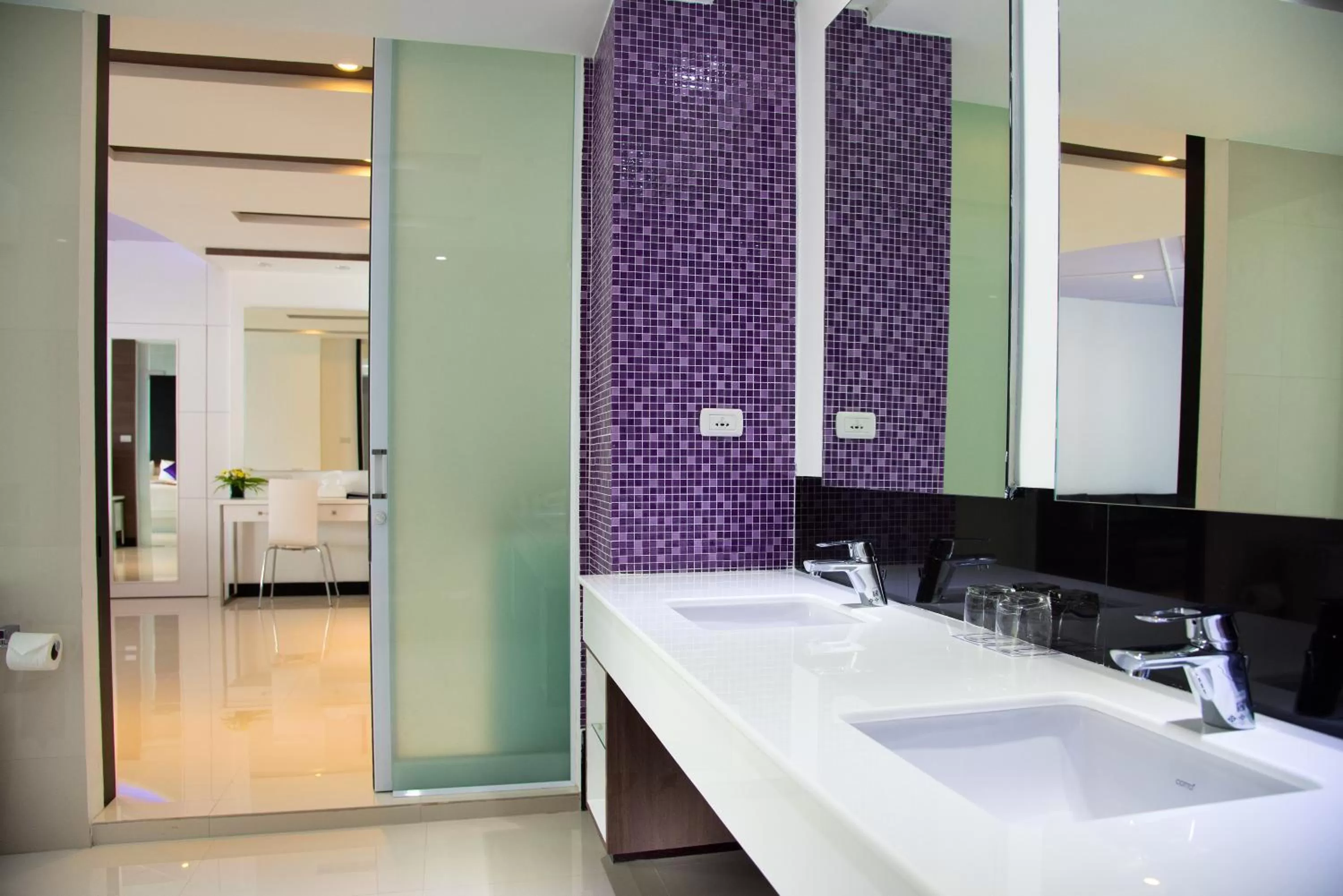Bathroom in The L Resort, Krabi