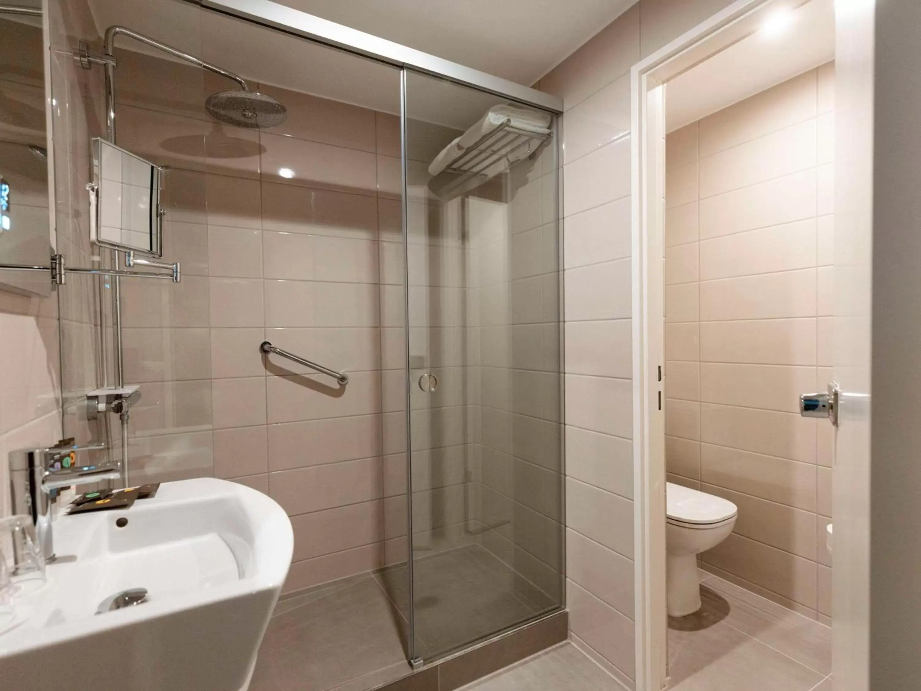 Bathroom in Novotel Szeged