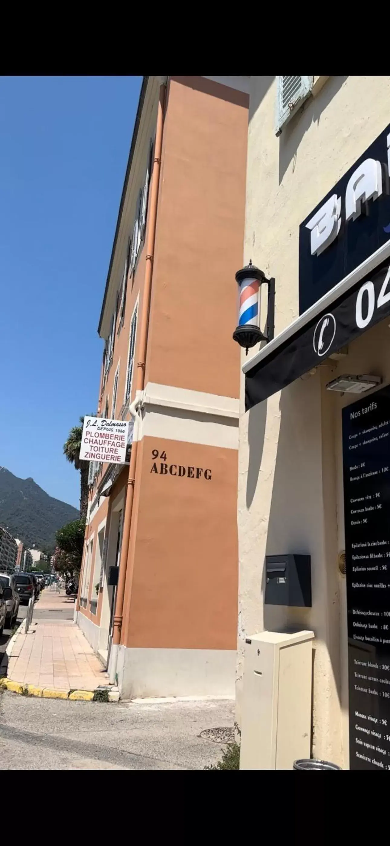 Neighbourhood, Property Building in La maison de Giulia Menton