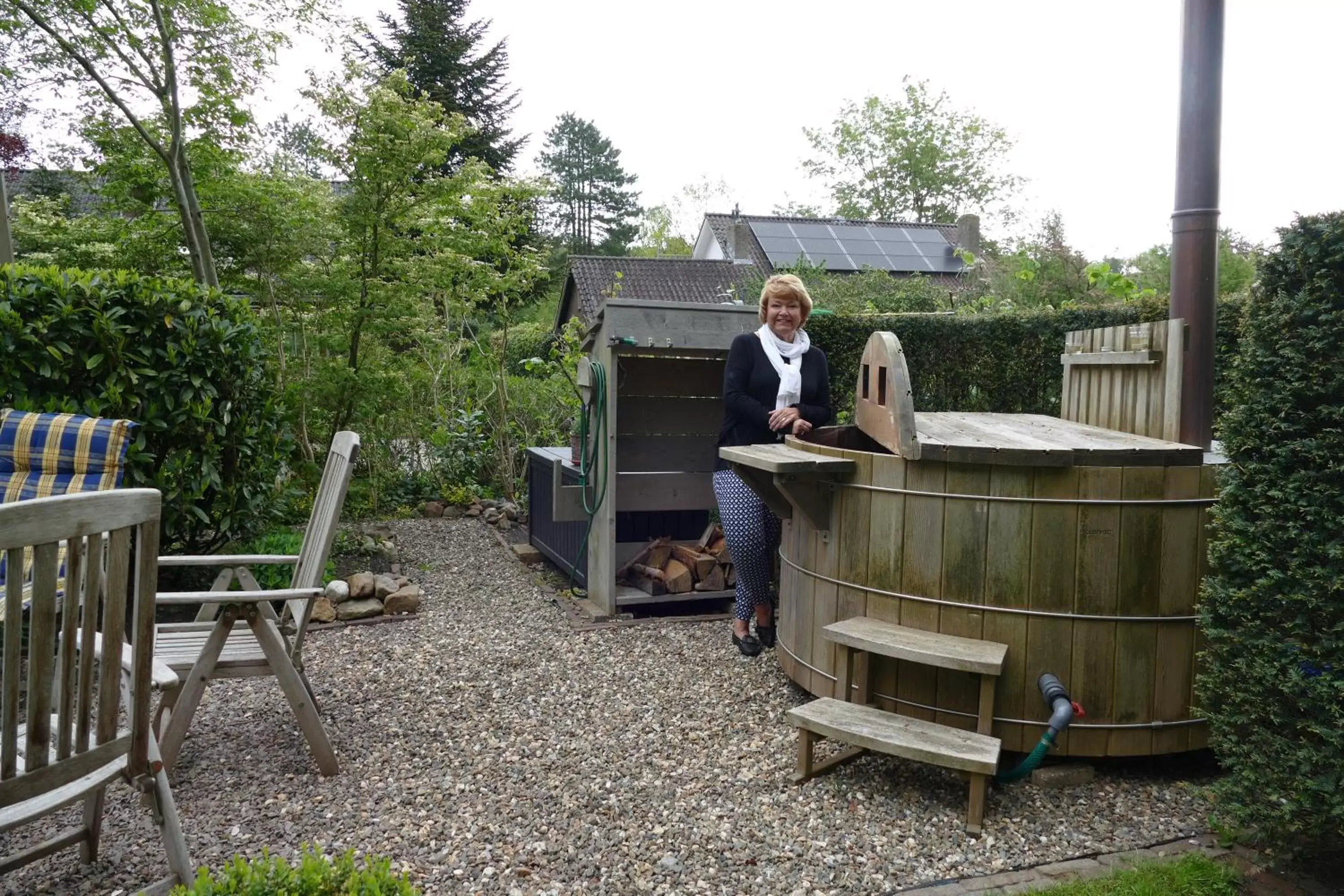 Hot Tub in B&B OpdeParkkamp met laadpaal voor elektrische auto's