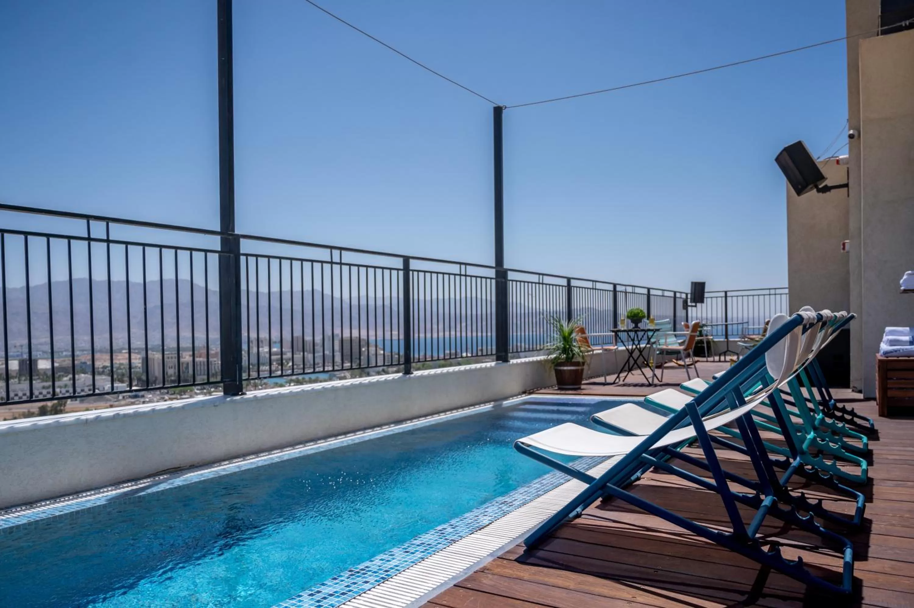 Swimming pool in Stay Eilat