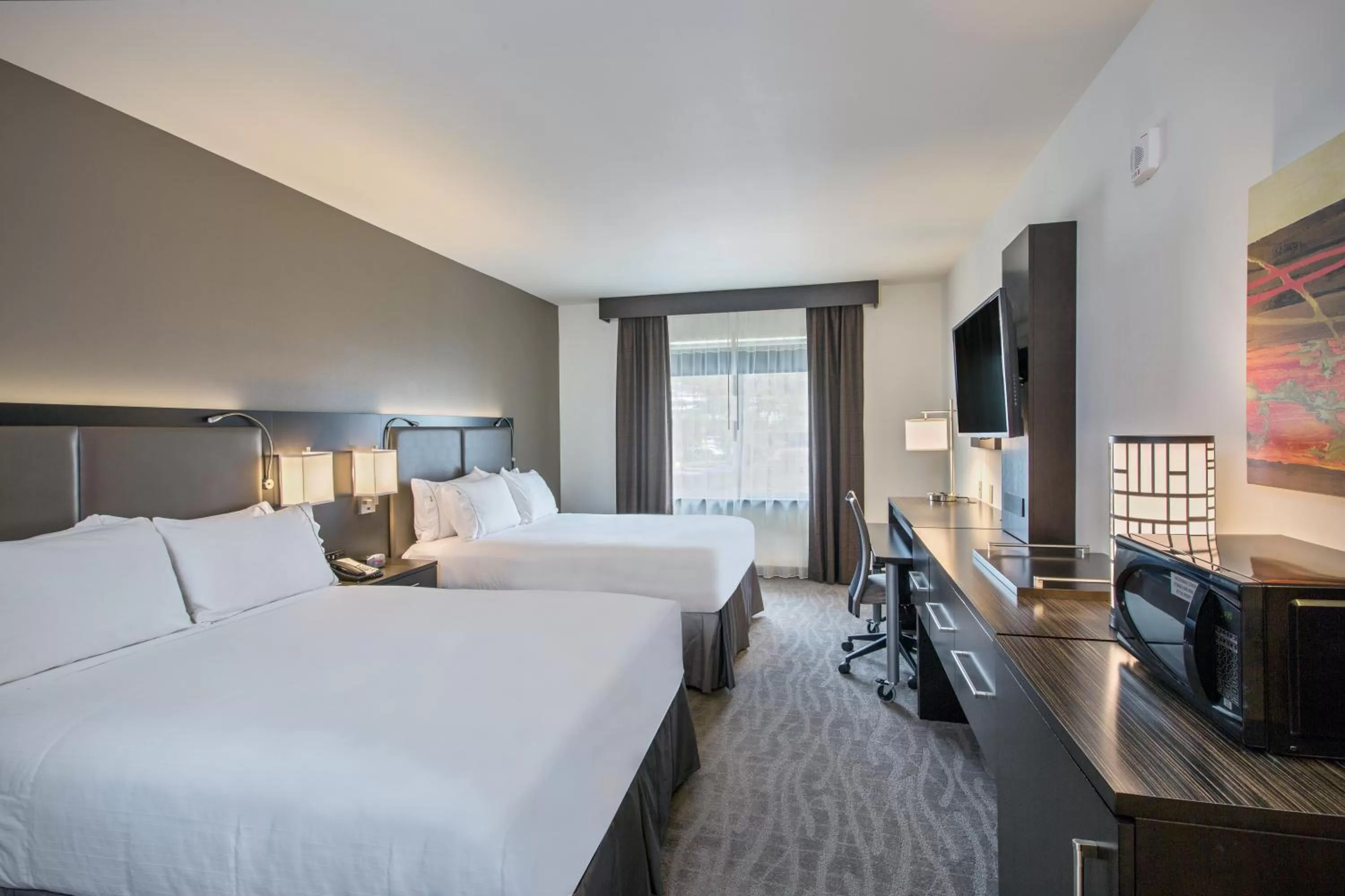 Photo of the whole room, Bed in Holiday Inn Express & Suites Kailua-Kona by IHG