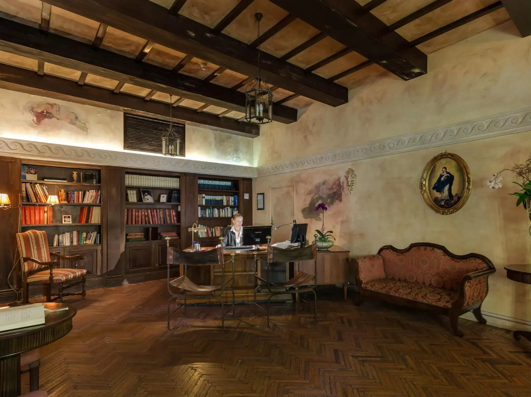 Lobby or reception in Palazzo Cardinal Cesi