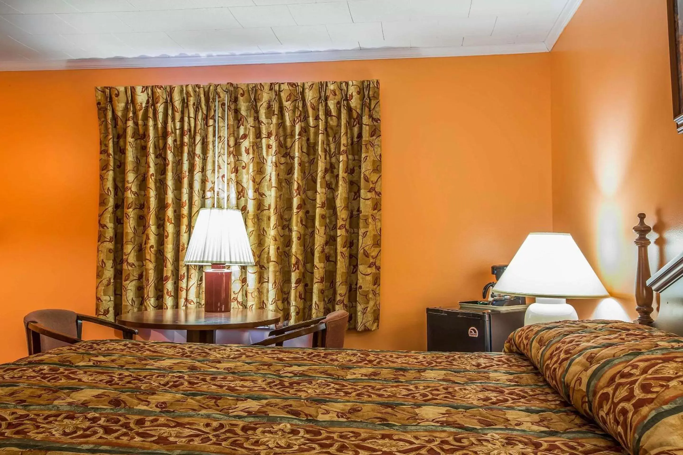 Photo of the whole room, Bed in Rodeway Inn Lincoln I-93