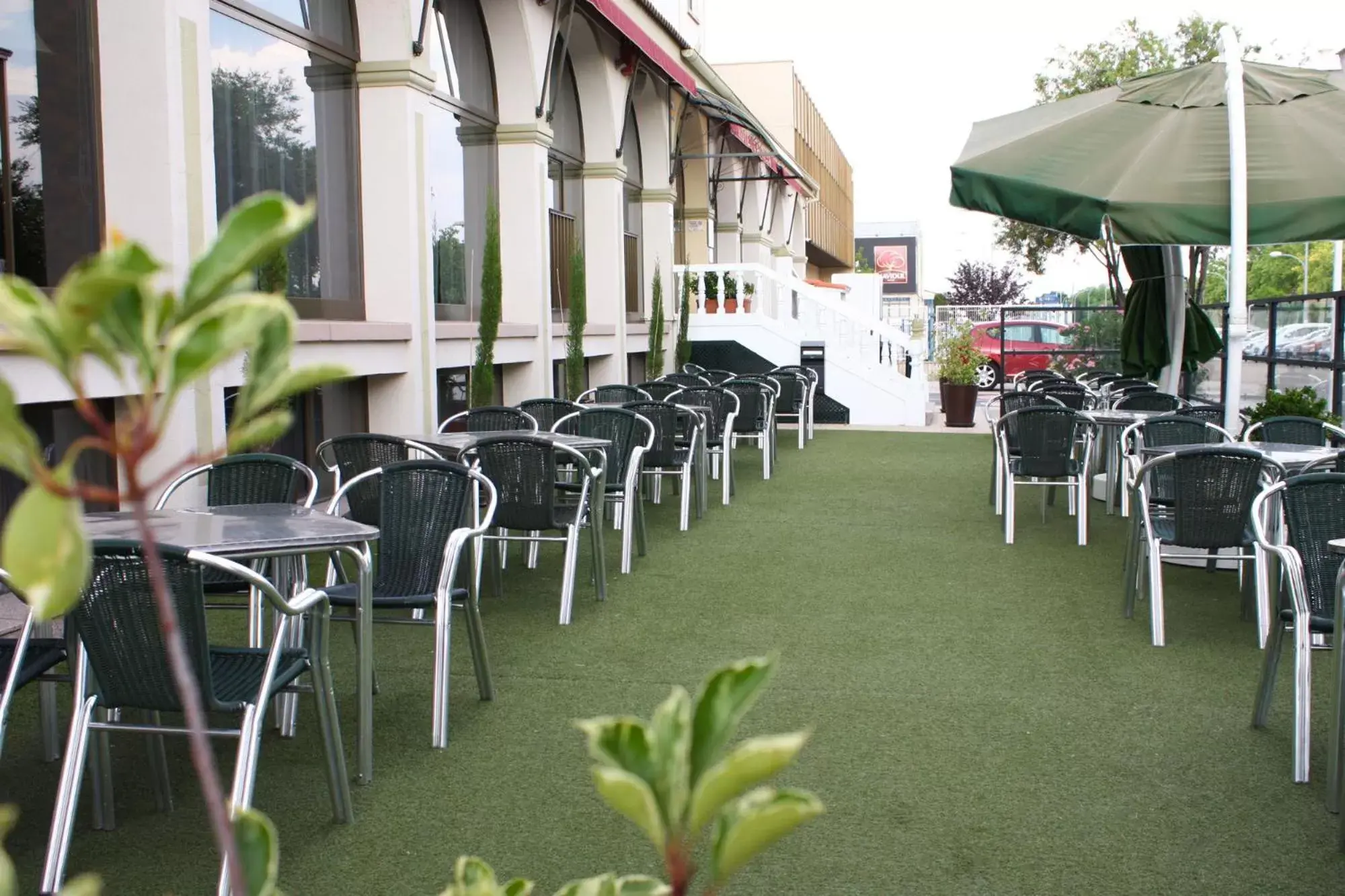 Balcony/Terrace, Restaurant/Places to Eat in Hospedium Hotel Castilla