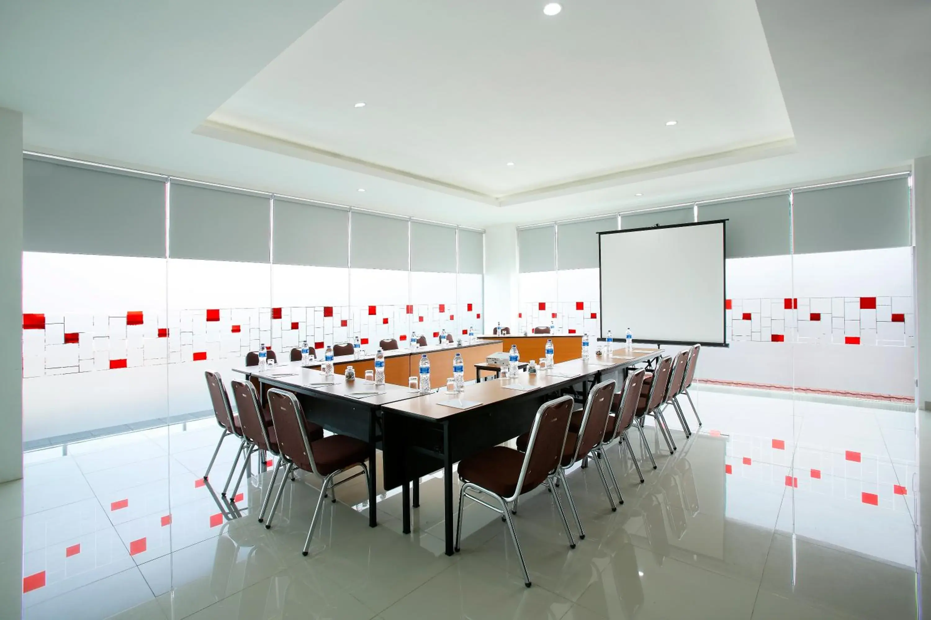 Meeting/conference room in Amaris Hotel Tebet