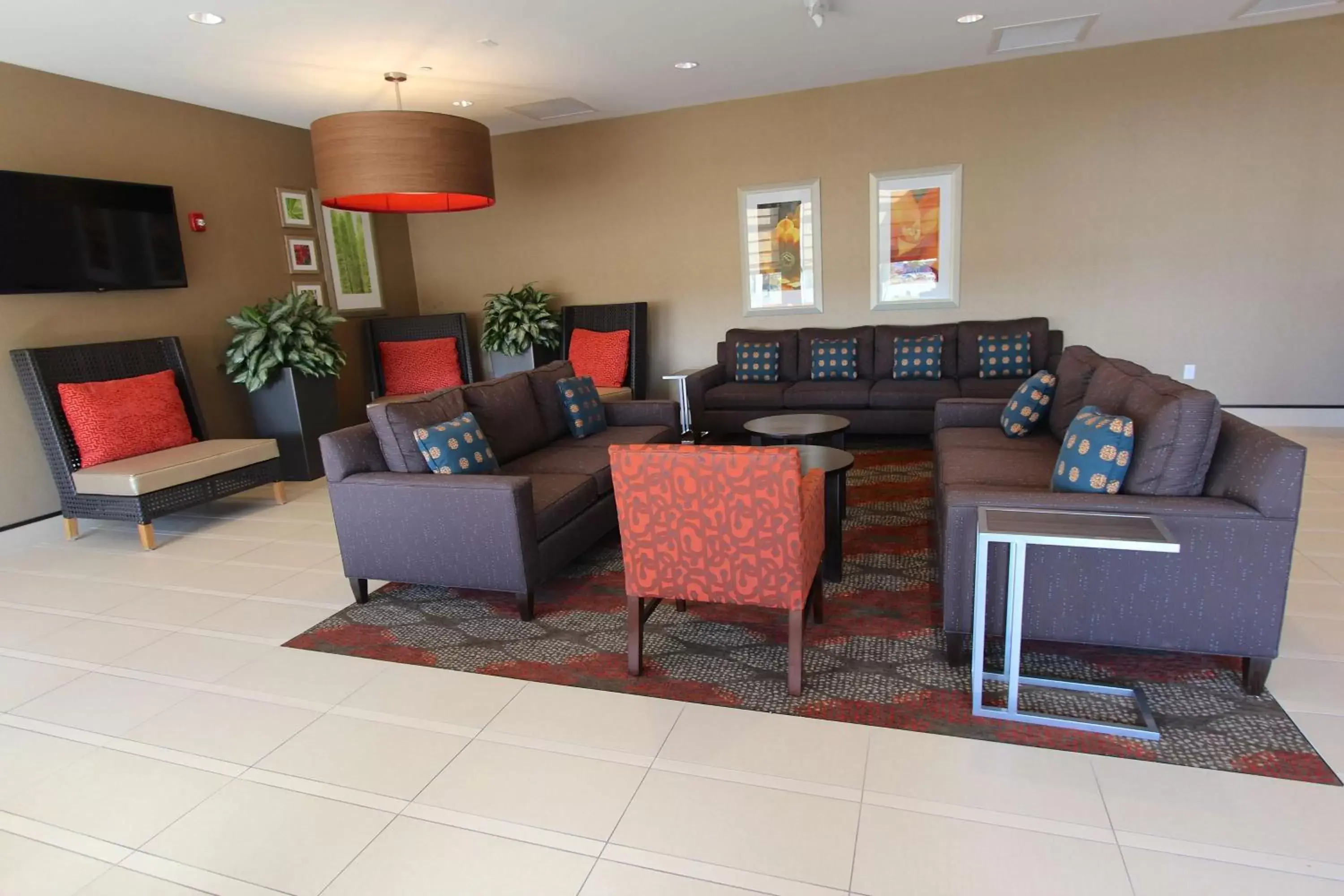 Lobby or reception, Seating Area in Hilton Garden Inn Findlay