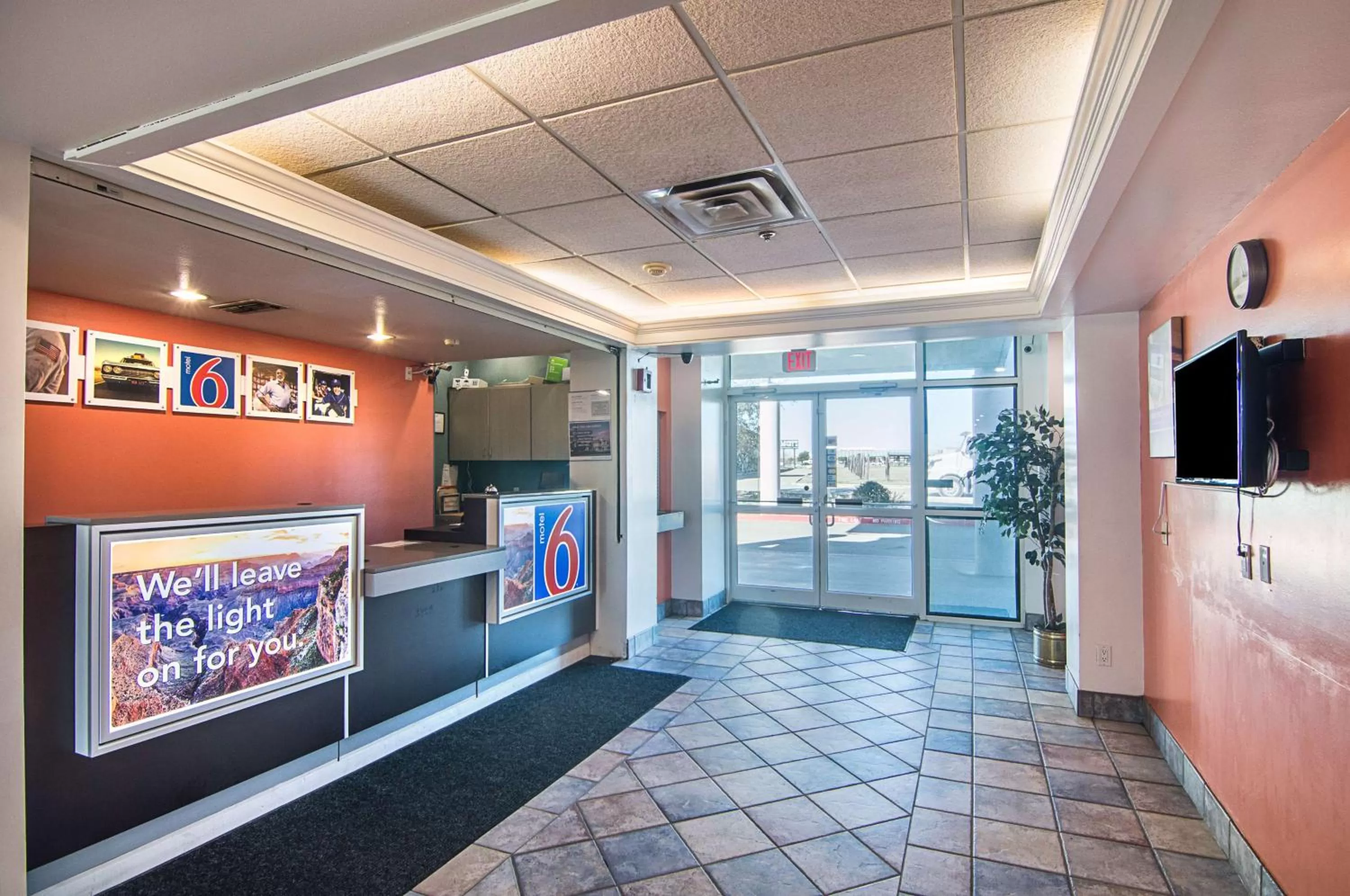 Lobby or reception in Motel 6-Terrell, TX