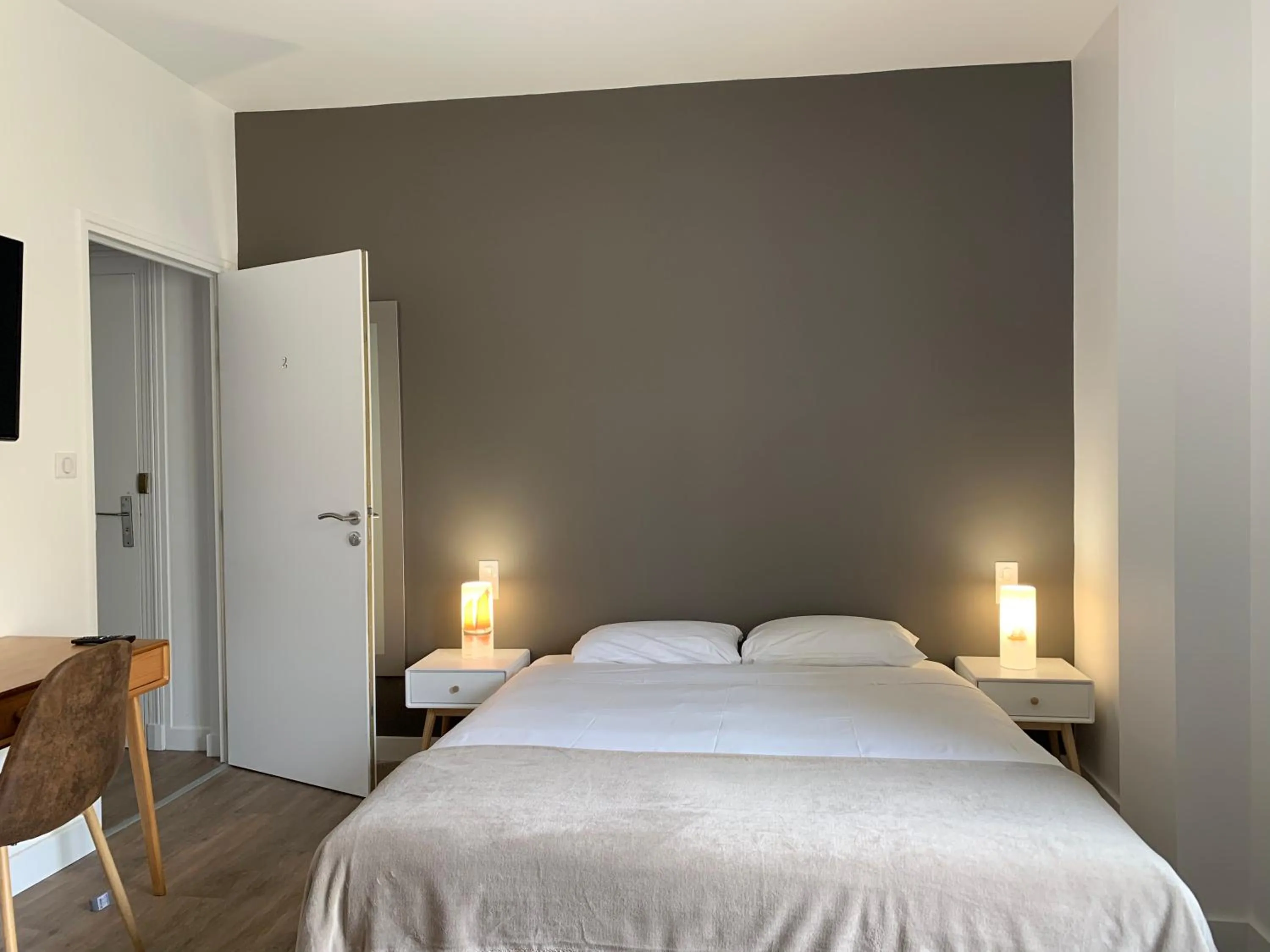 Bed in Brit Hôtel Confort Cléria Lorient Centre