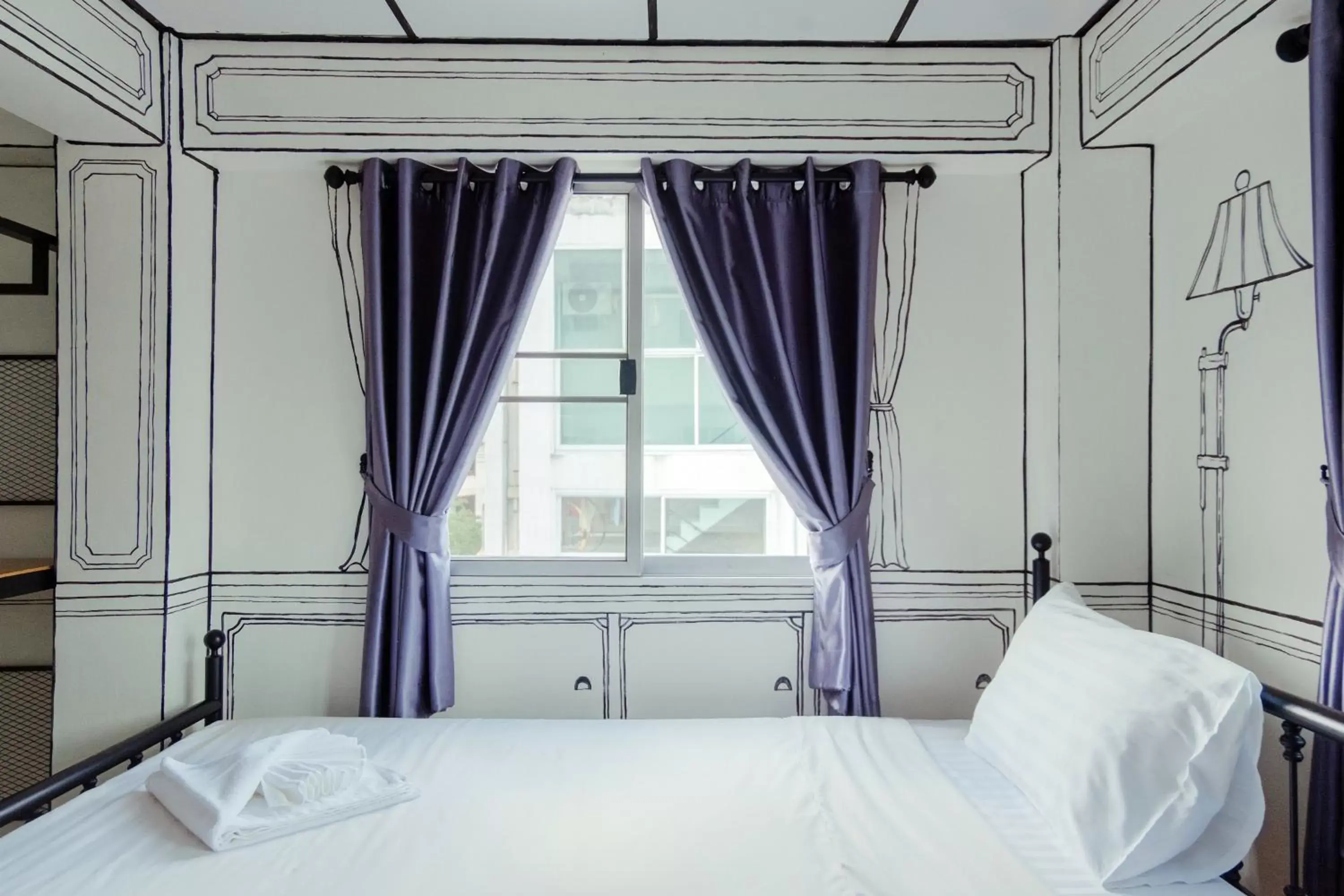 Bedroom, Bed in RoomQuest Chiang Mai Tha Phae Bedroom, Bed in RoomQuest Chiang Mai Tha Phae