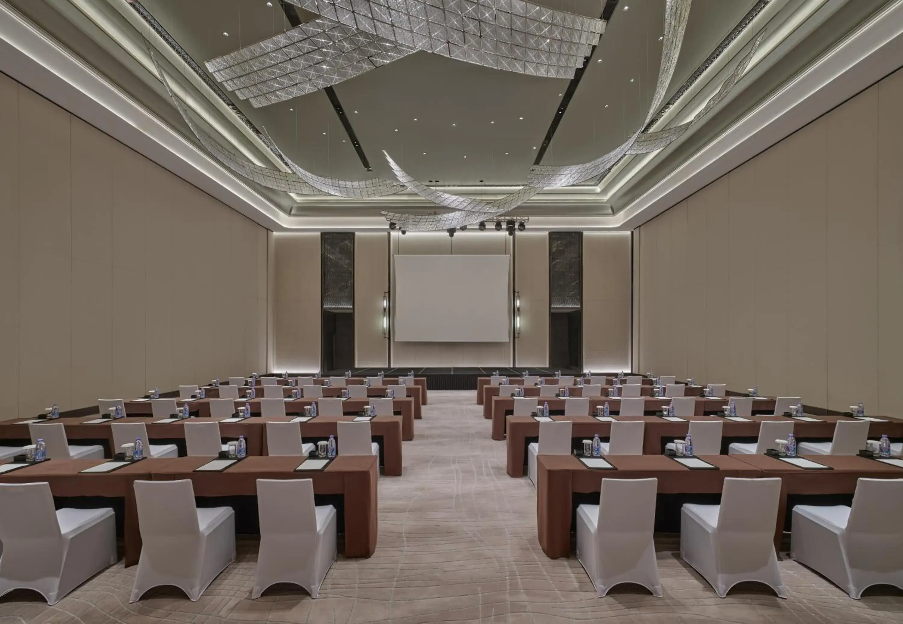 Meeting/conference room in InterContinental Hotels Shenzhen WECC, an IHG Hotel