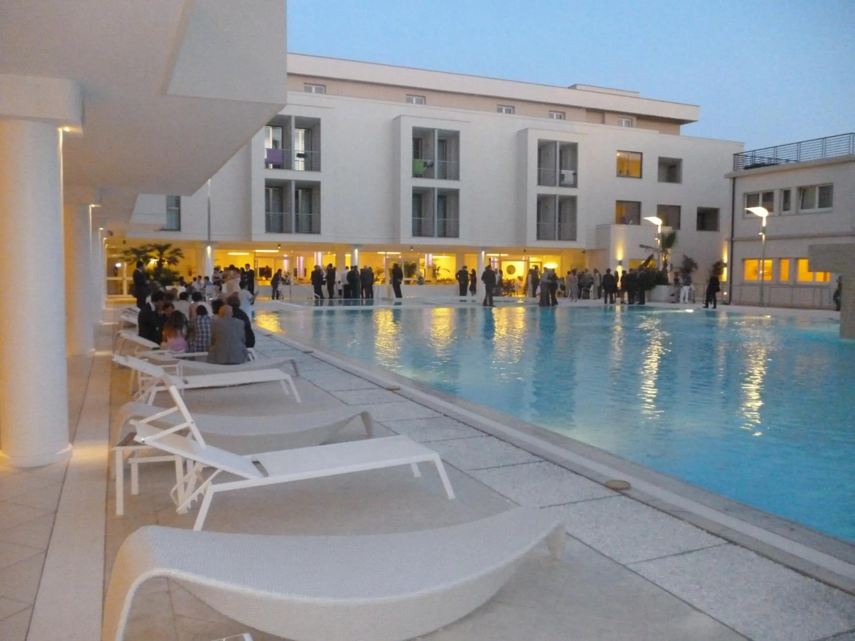 Swimming Pool in Hotel Terme Marine Leopoldo Ii