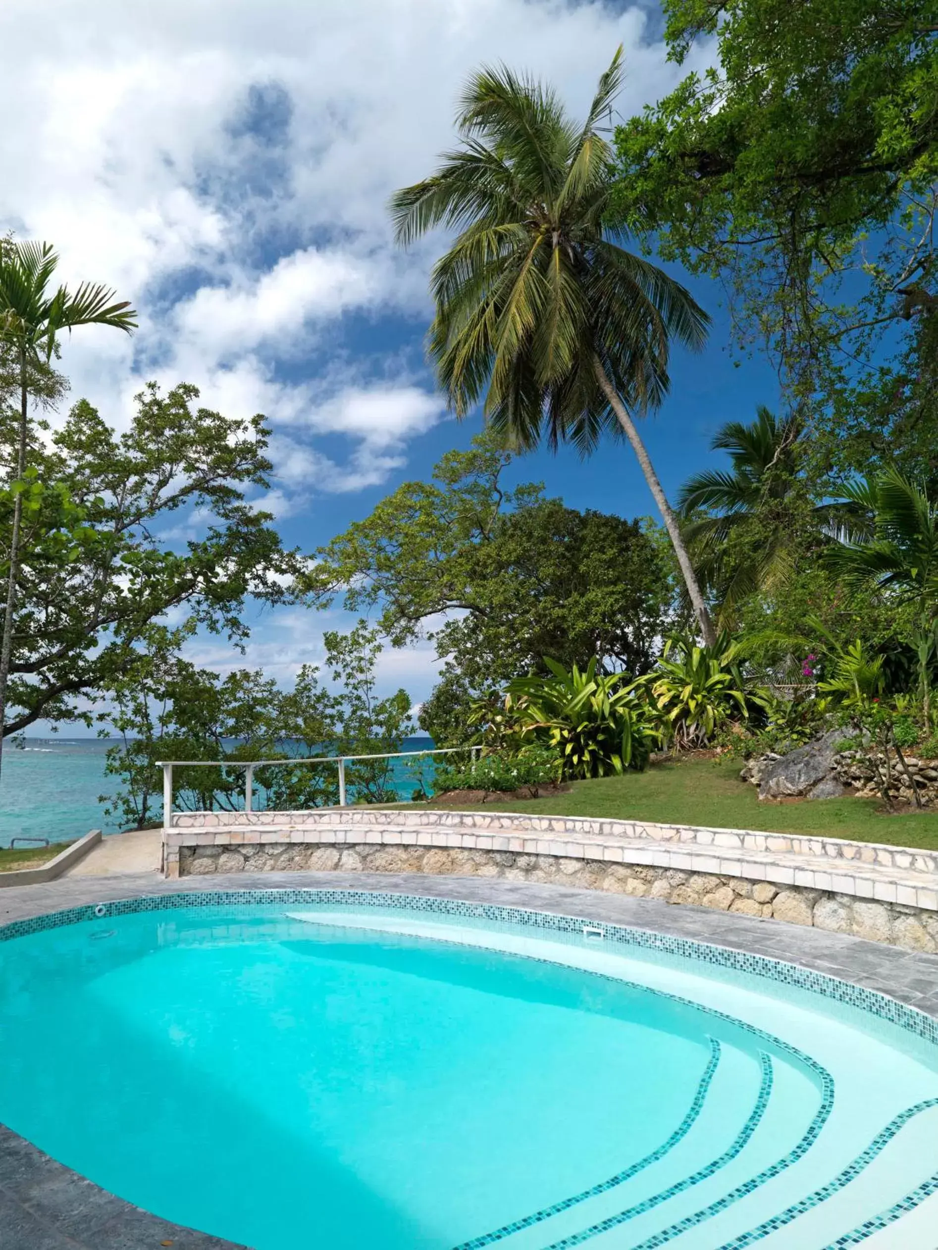 Natural landscape, Swimming Pool in Jamaica Inn