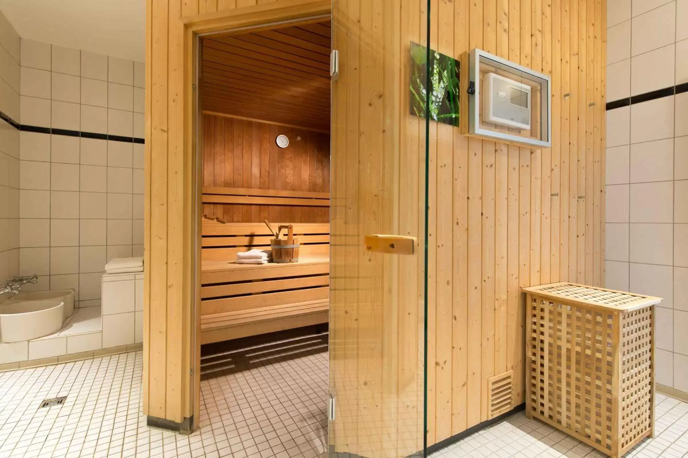 Sauna in Leonardo Hotel Wolfsburg City Center