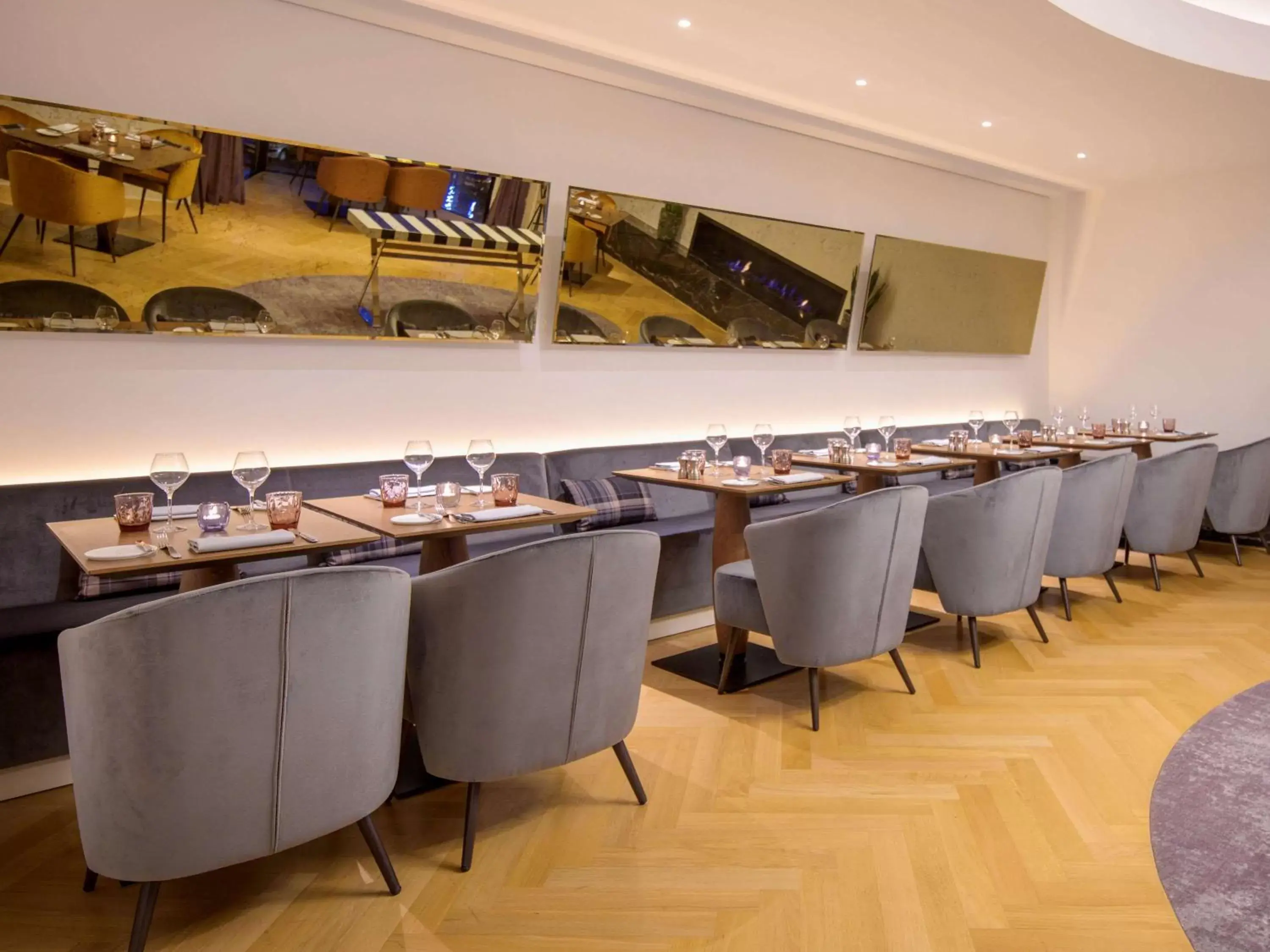 Restaurant/Places to Eat in Le Louise Hotel Brussels - MGallery