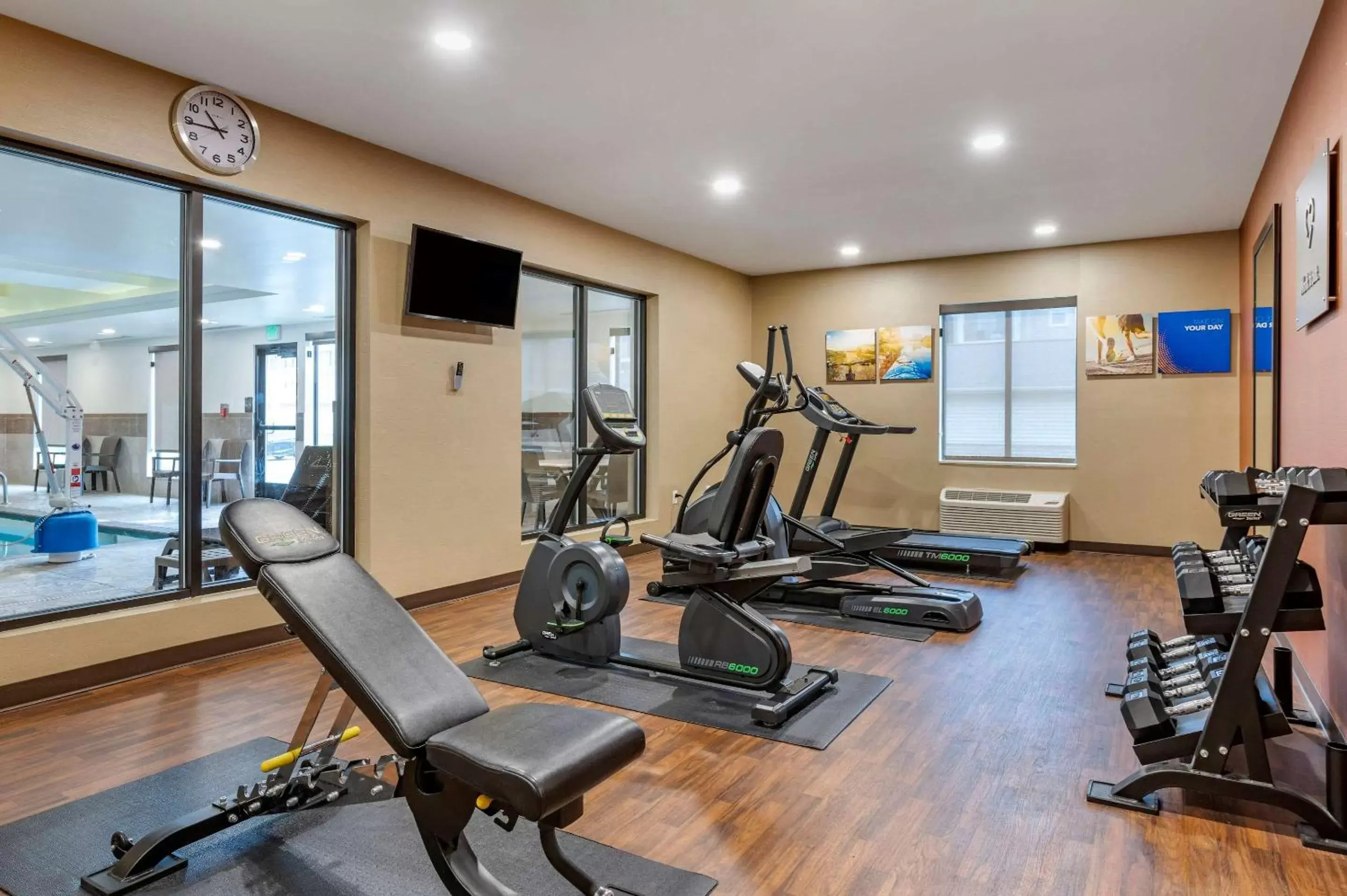 Activities, Fitness Center/Facilities in Comfort Suites Columbus Airport