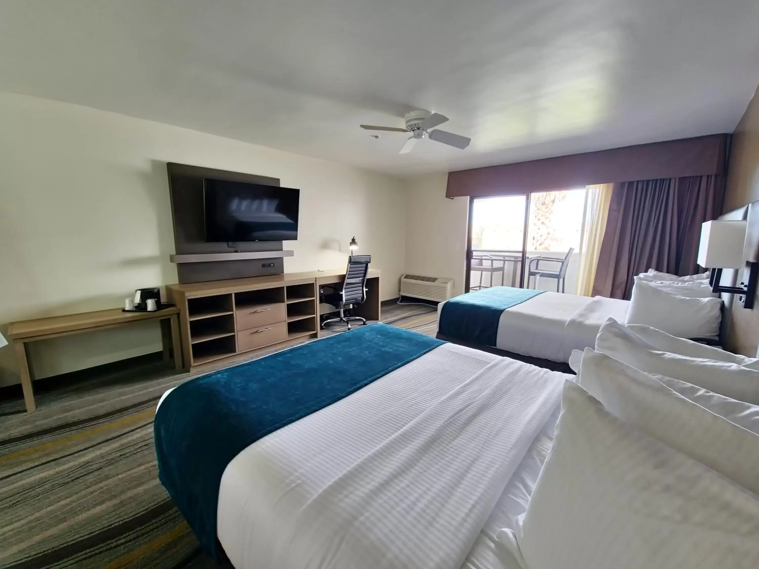 Bed in Los Viajeros Inn Bed in Los Viajeros Inn