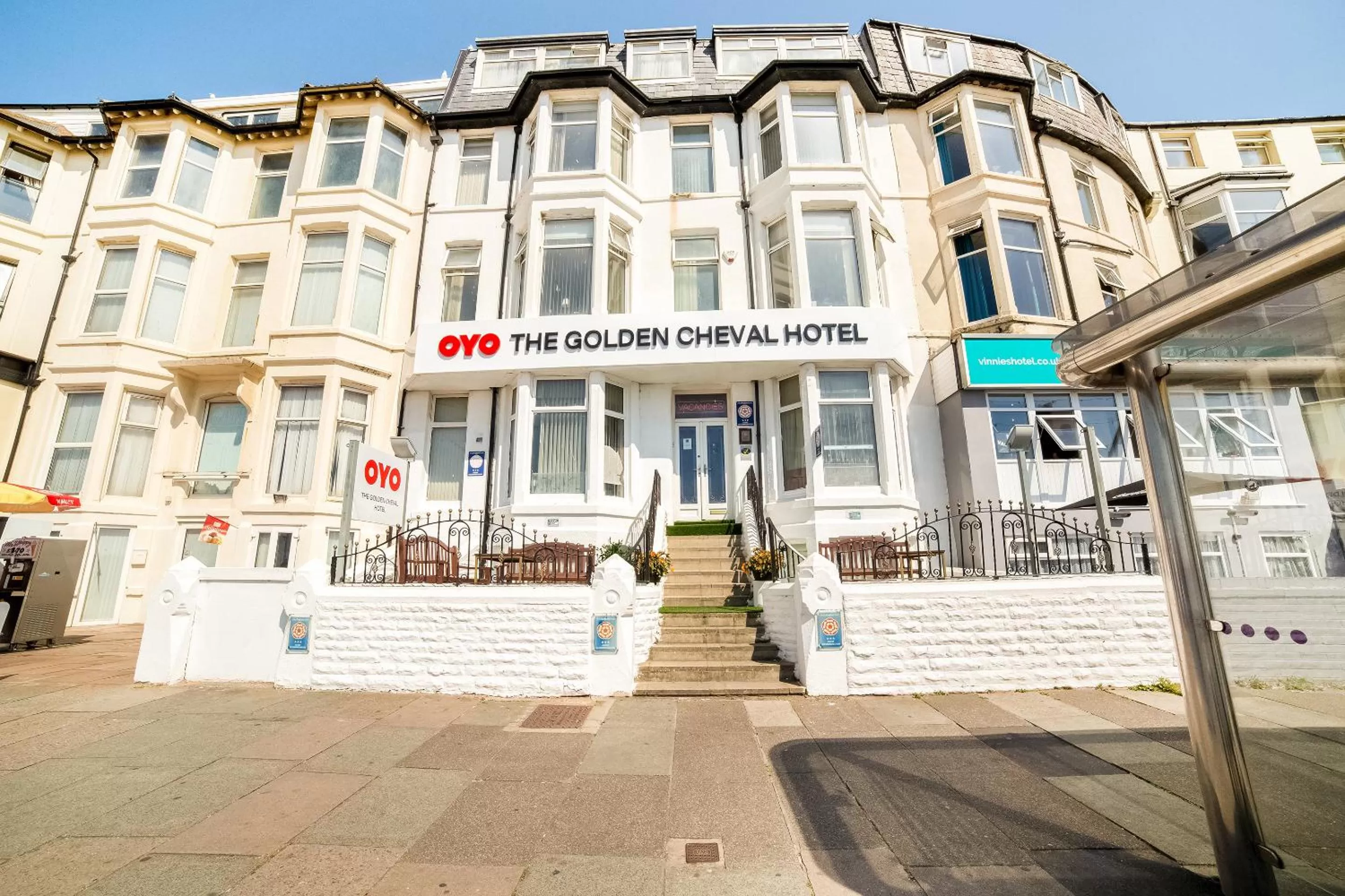 OYO The Golden Cheval Hotel