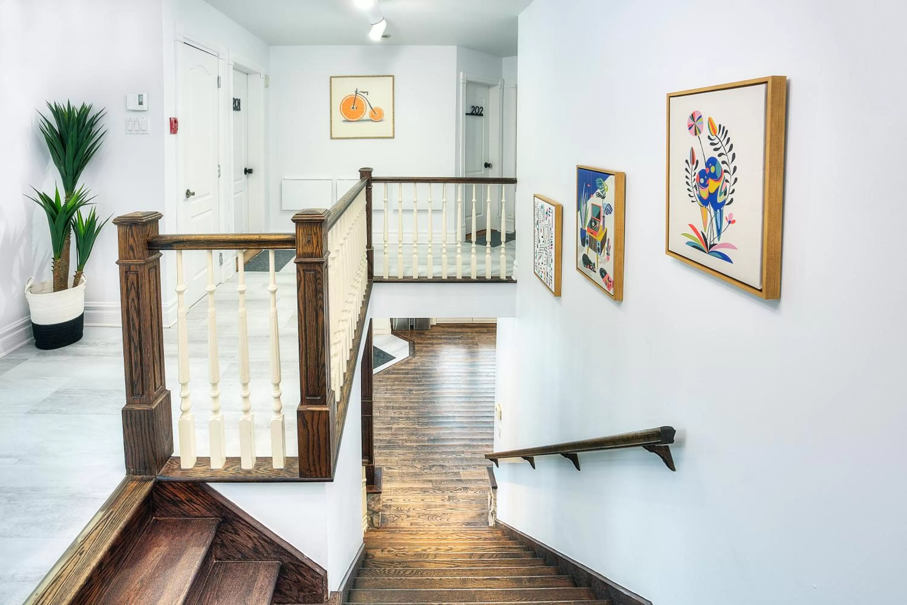 Le 900 Tremblant Inn Café and Bistro