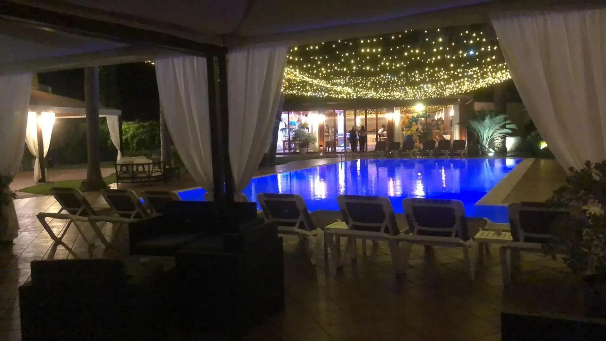Swimming Pool in Hotel Redebora