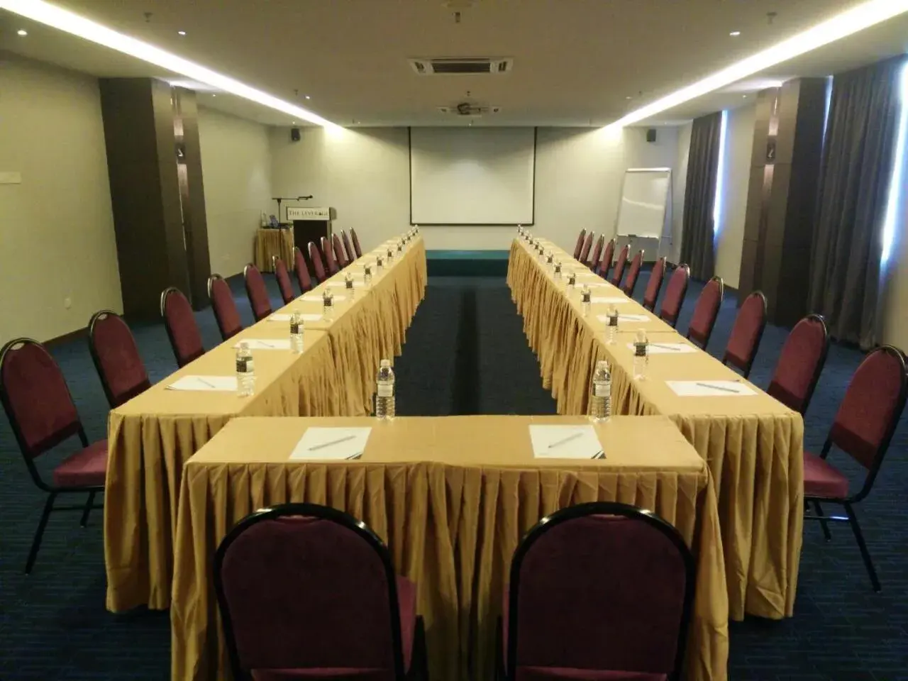 Banquet/Function facilities in The Leverage Business hotel (Skudai)