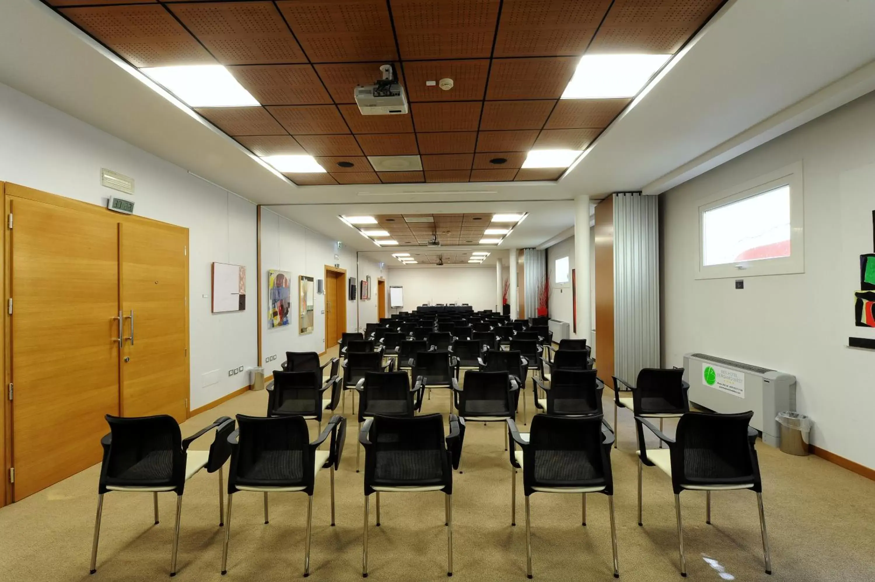 Business facilities in Bes Hotel Bergamo Ovest