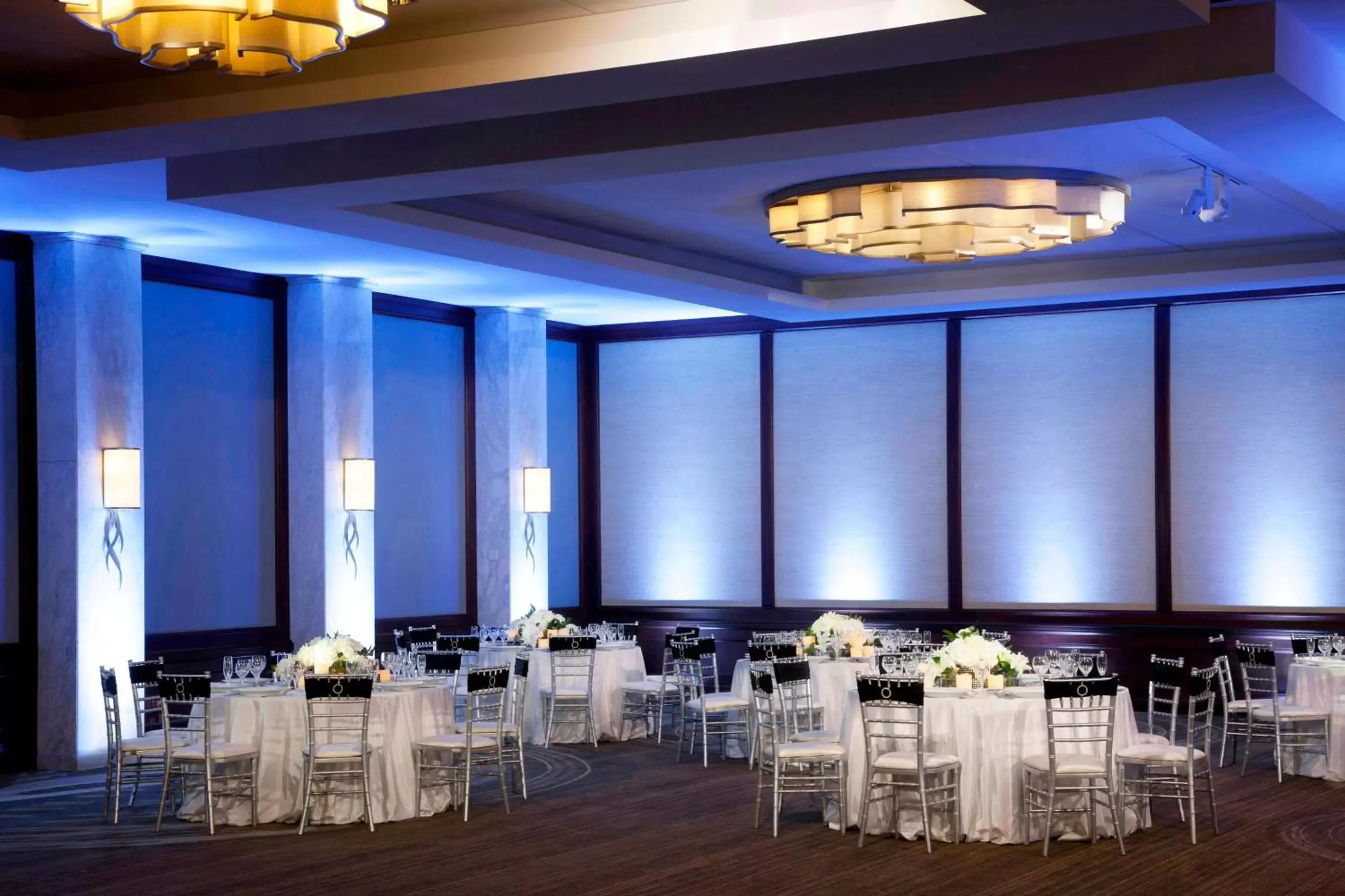 Banquet/Function facilities, Restaurant/Places to Eat in The Westin Michigan Avenue Chicago