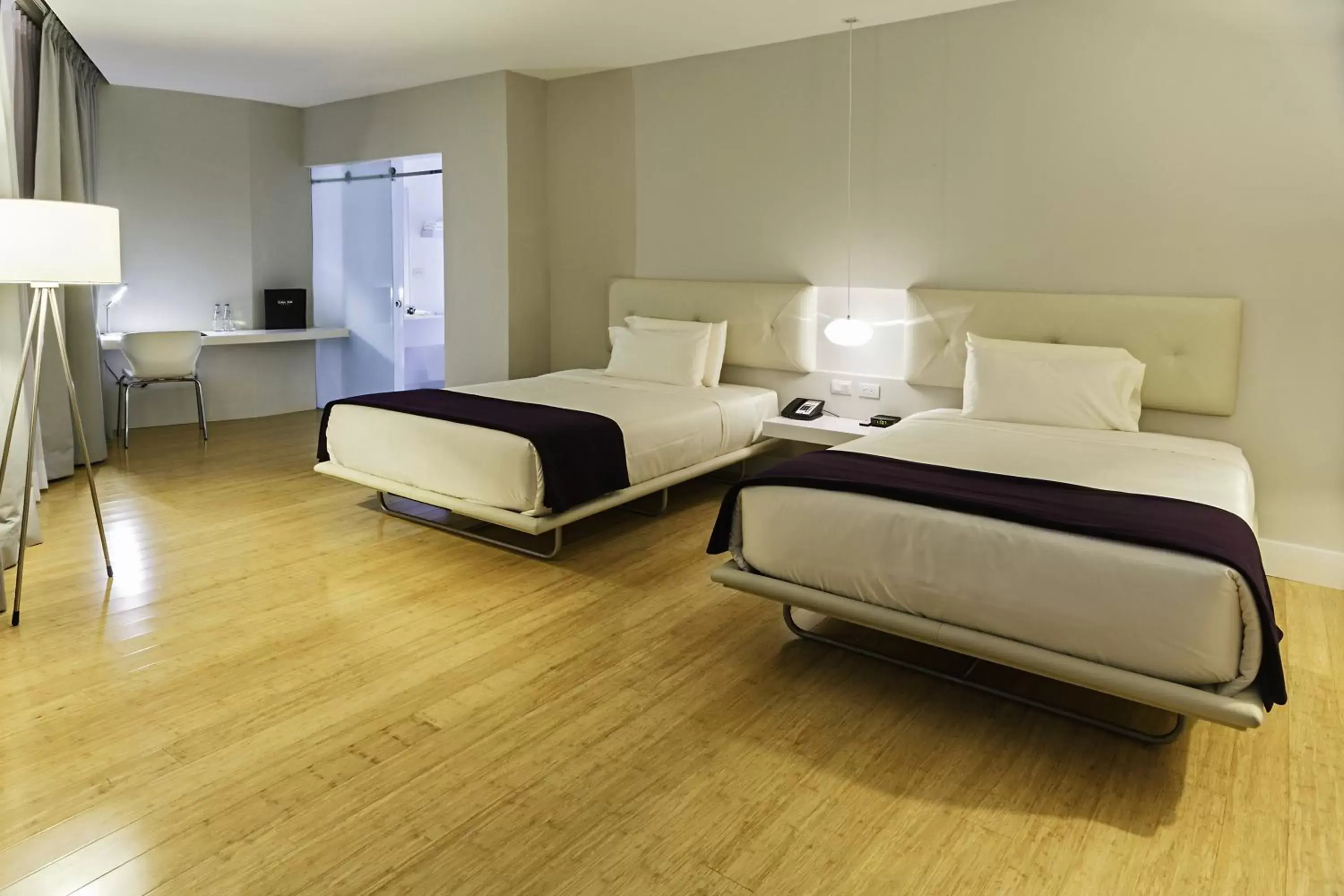 Bedroom, Bed in TRYP by Wyndham Cuenca Zahir